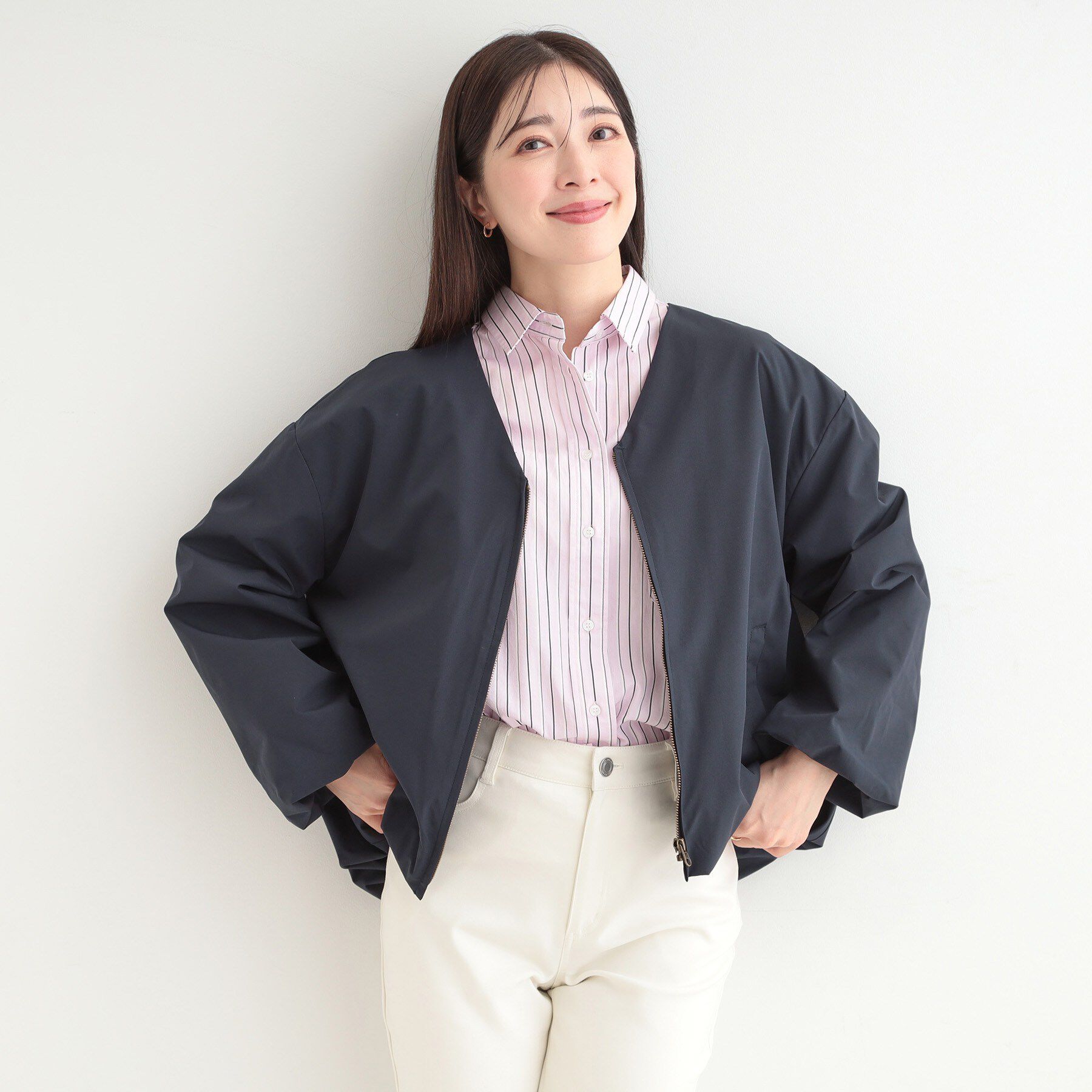 SHOO･LA･RUE「【防風/撥水/S-LL】顔回りすっきり見え　Vネックバルーンブルゾン」|ブルゾン・スタジャン|