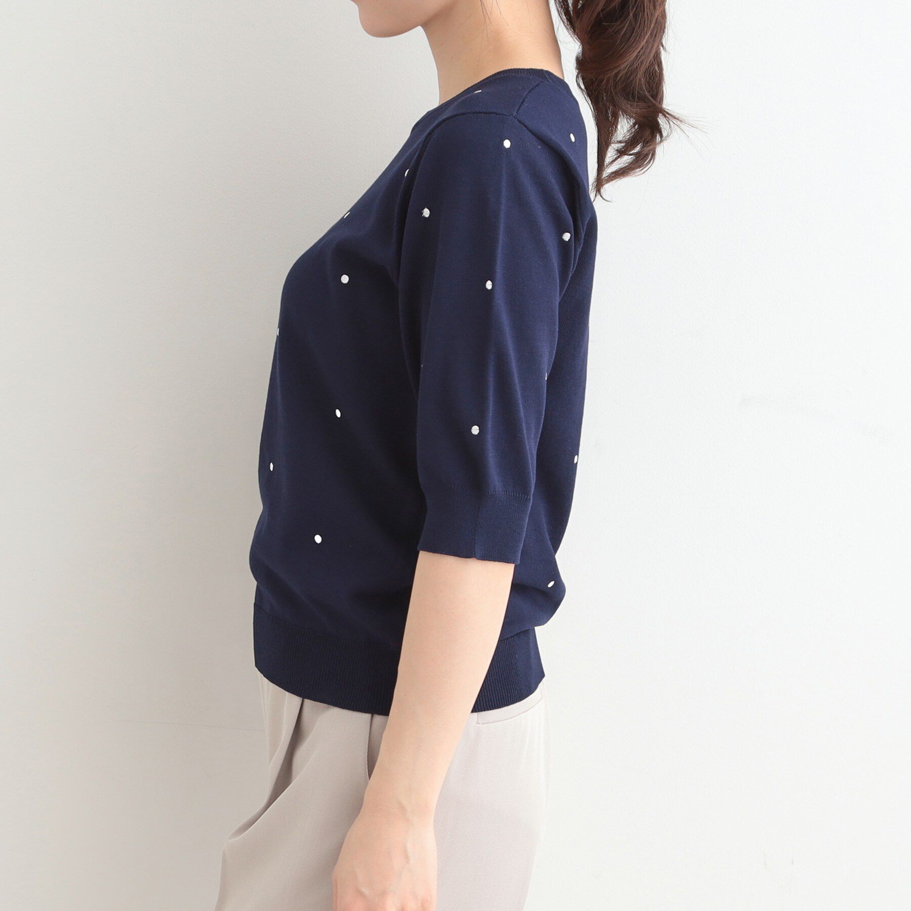 SHOO･LA･RUE「【S-LL/二の腕カバー】品よく隠せる　ドット刺繍5分袖ニット」|ニット・セーター|