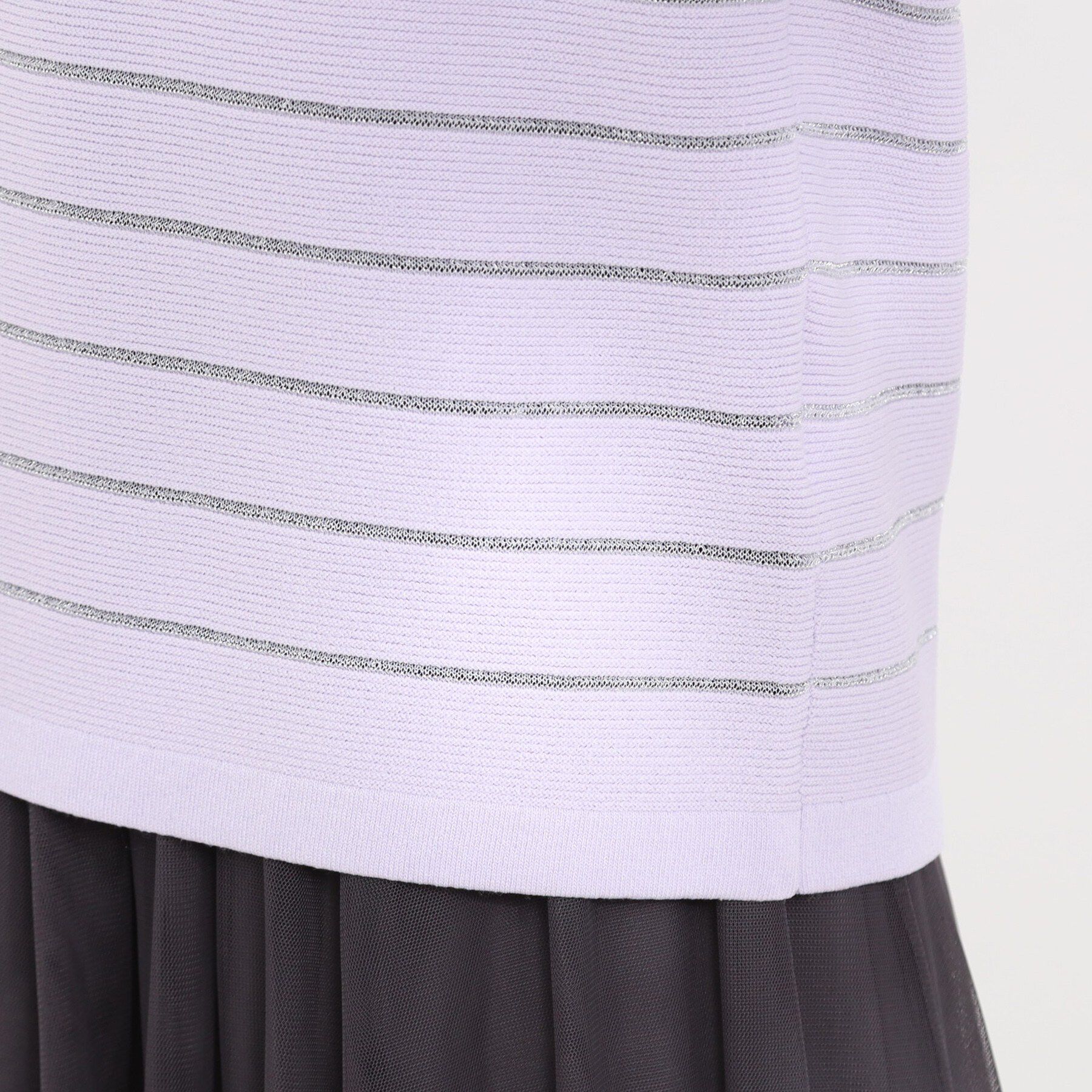 SHOO･LA･RUE「【洗濯機可/S-LL】デコルテがきれいに見えるVネックラメボーダーニット」|ニット・セーター|