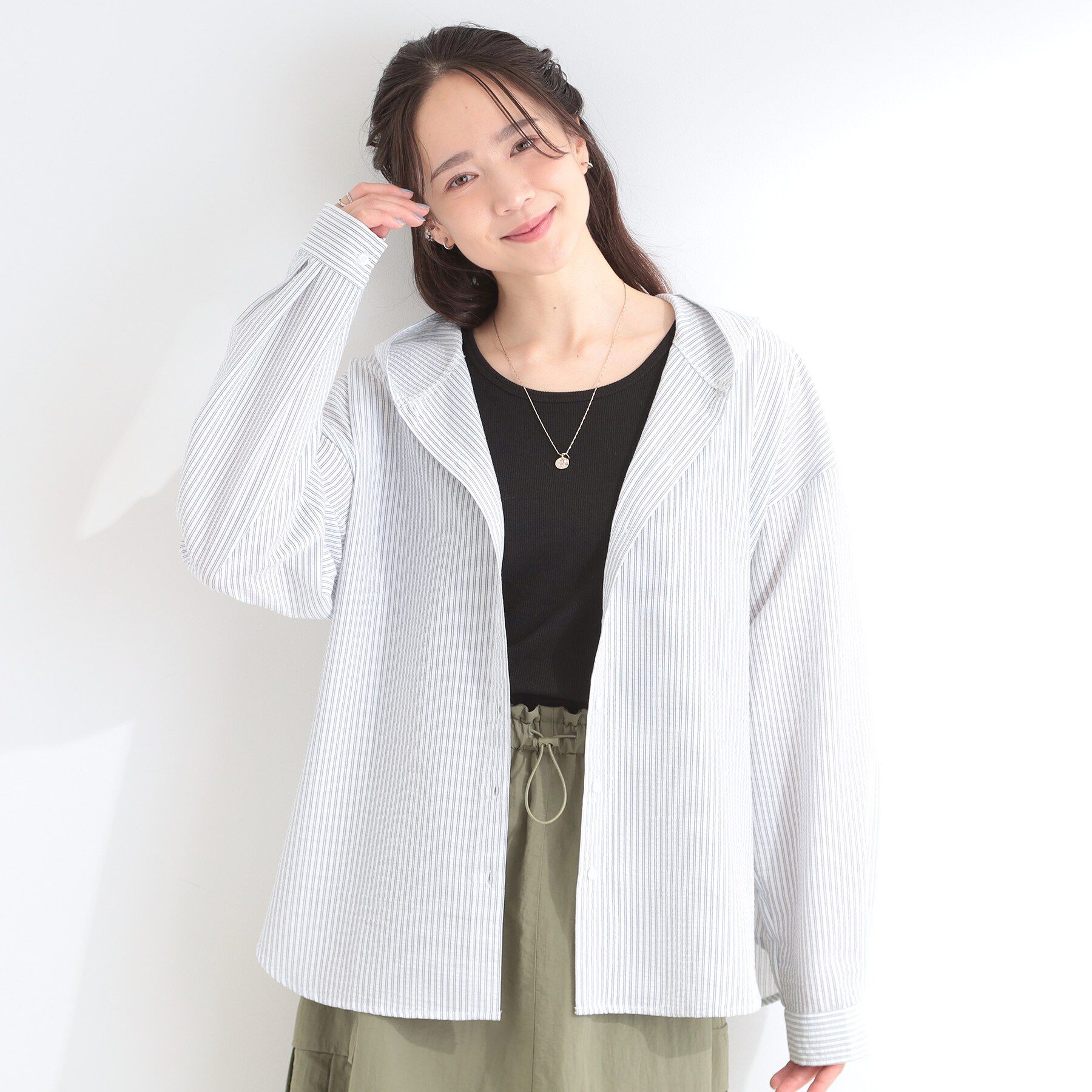 SHOO･LA･RUE「【洗濯機可/S-LL】体型カバーも叶う フード付きストライプシャツ」|シャツ・ブラウス|
