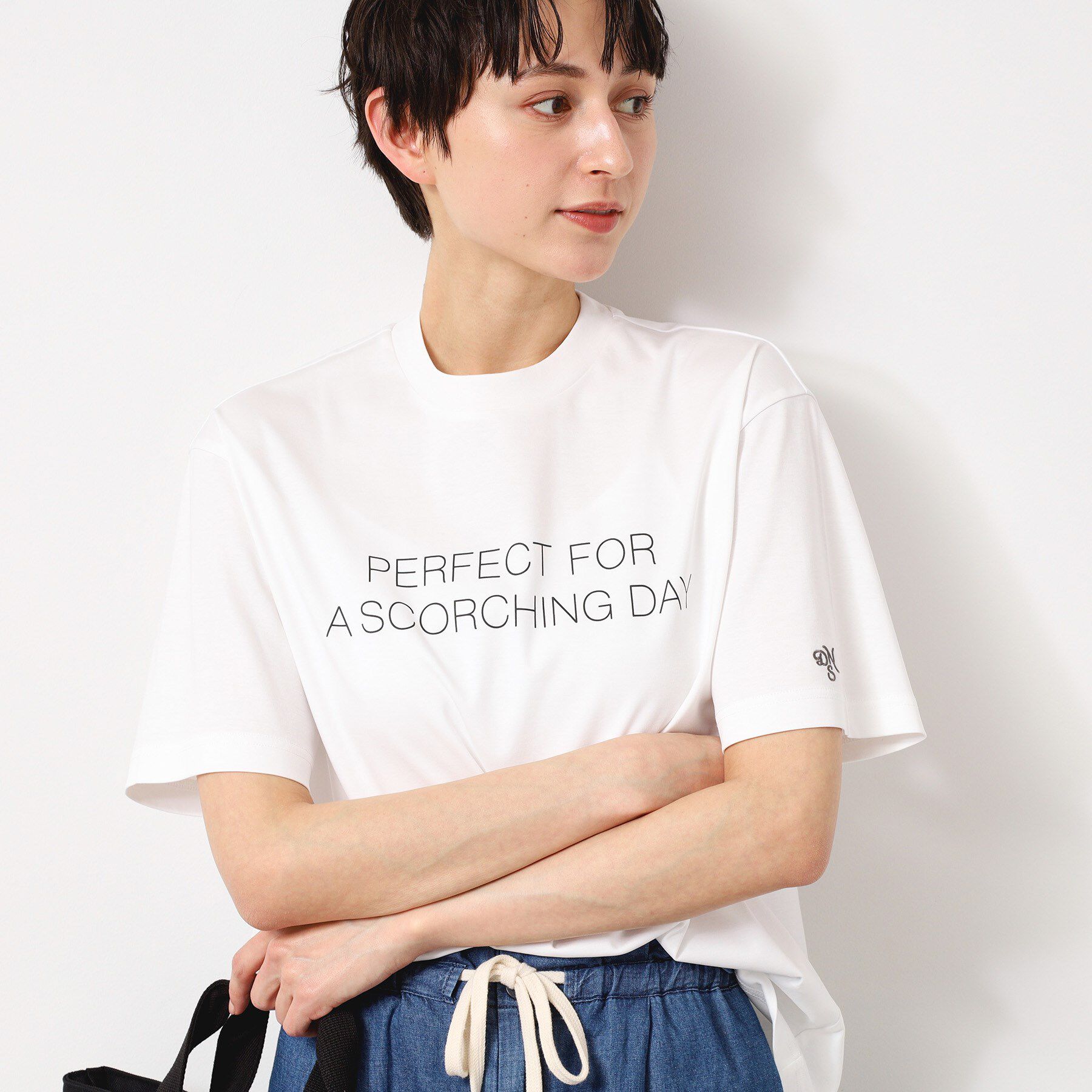 Dessin「【ユニセックス／抗菌防臭／洗える】コットンロゴTシャツ」|Tシャツ・カットソー|ホワイト(001)