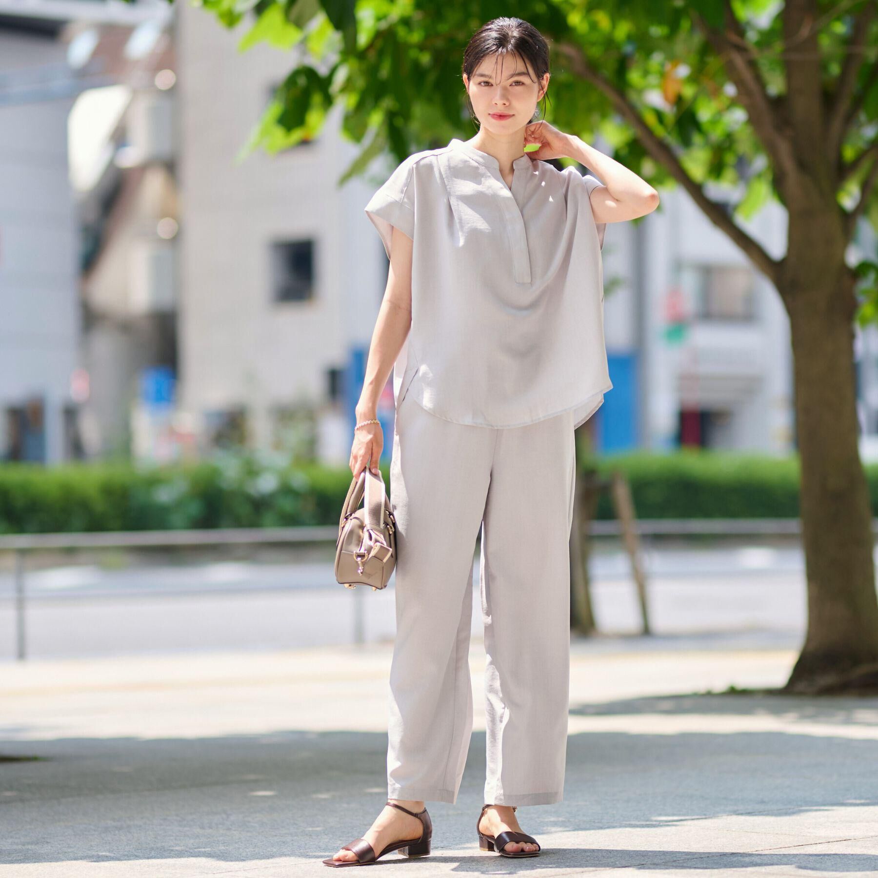 Dessin「【2点セット/ウエストゴム/洗える】スキッパ―シャツ＆ストレートパンツセット」|スーツ|