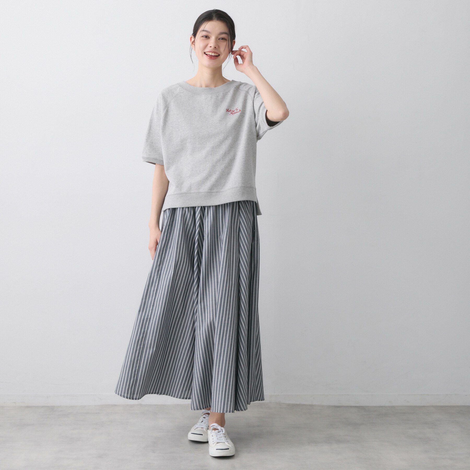 Dessin「【洗える】ミニ裏毛刺繍ロゴプルオーバー」|Tシャツ・カットソー|