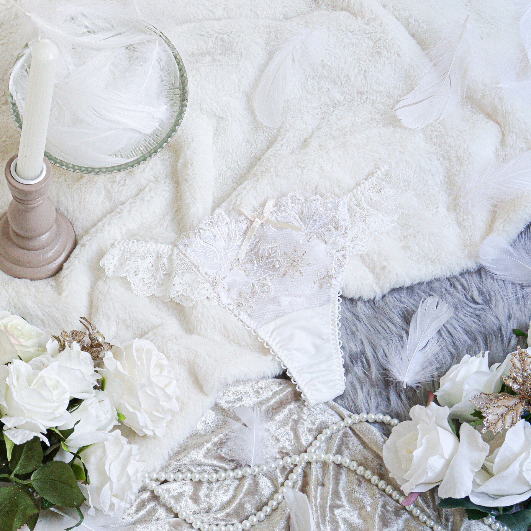 Risa Magli「カロリーネ スペシャルTバックショーツ」|インナー|ホワイト(001)