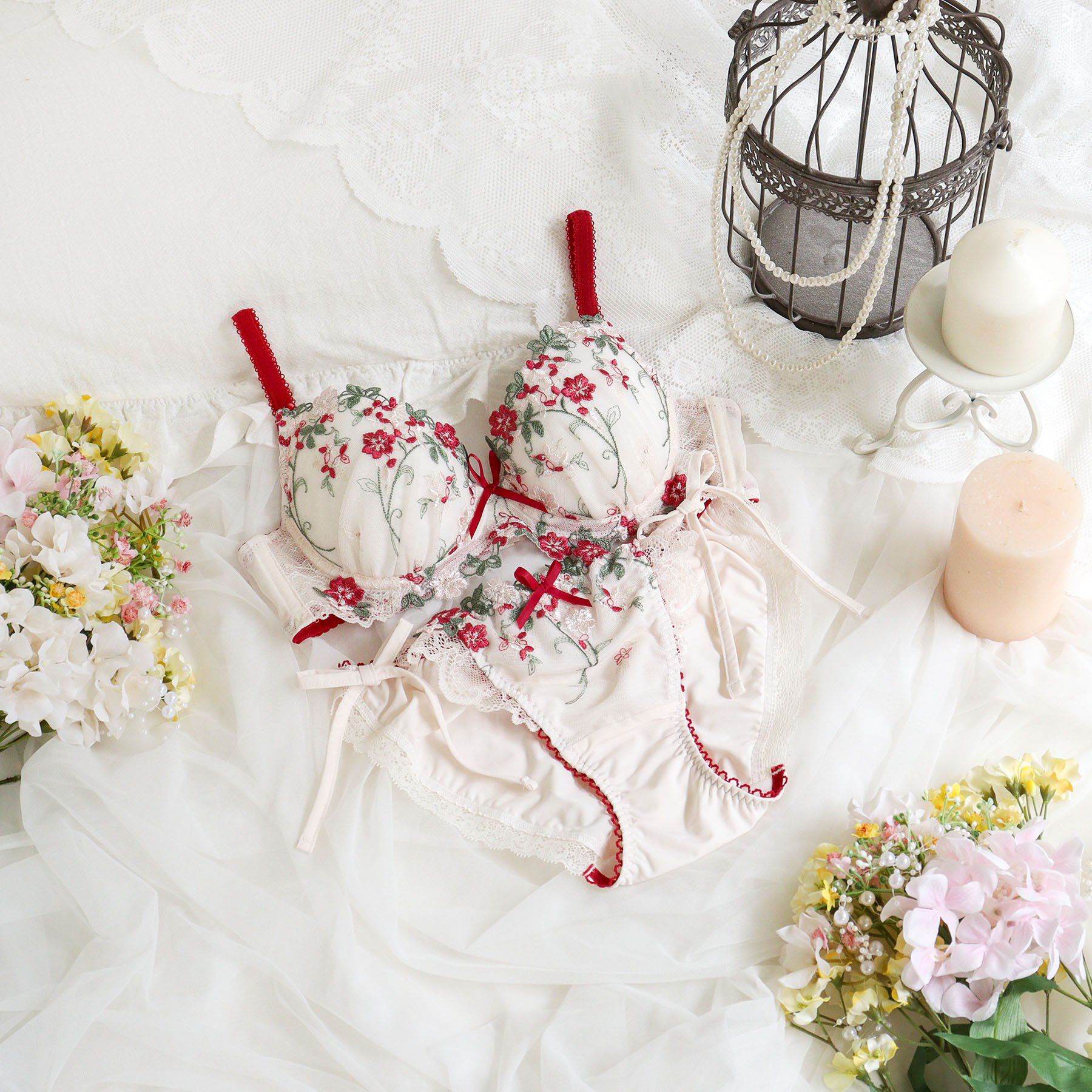 Risa Magli「ナヨン ブラジャー（B-D）＜サイドシェイプ＞」|インナー|