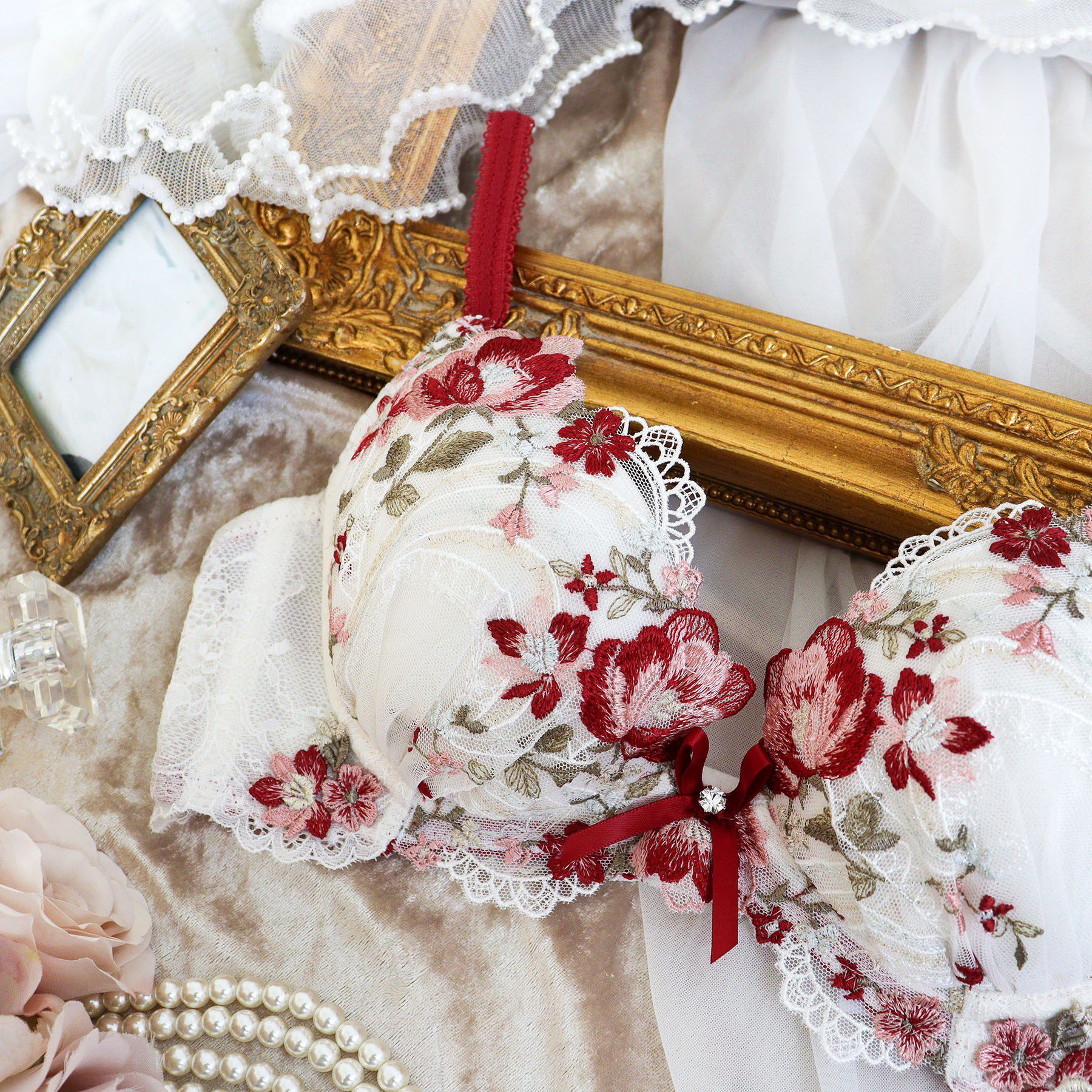 Risa Magli「サリー ブラジャー （B-C） ＜V Make Type＞」|インナー|