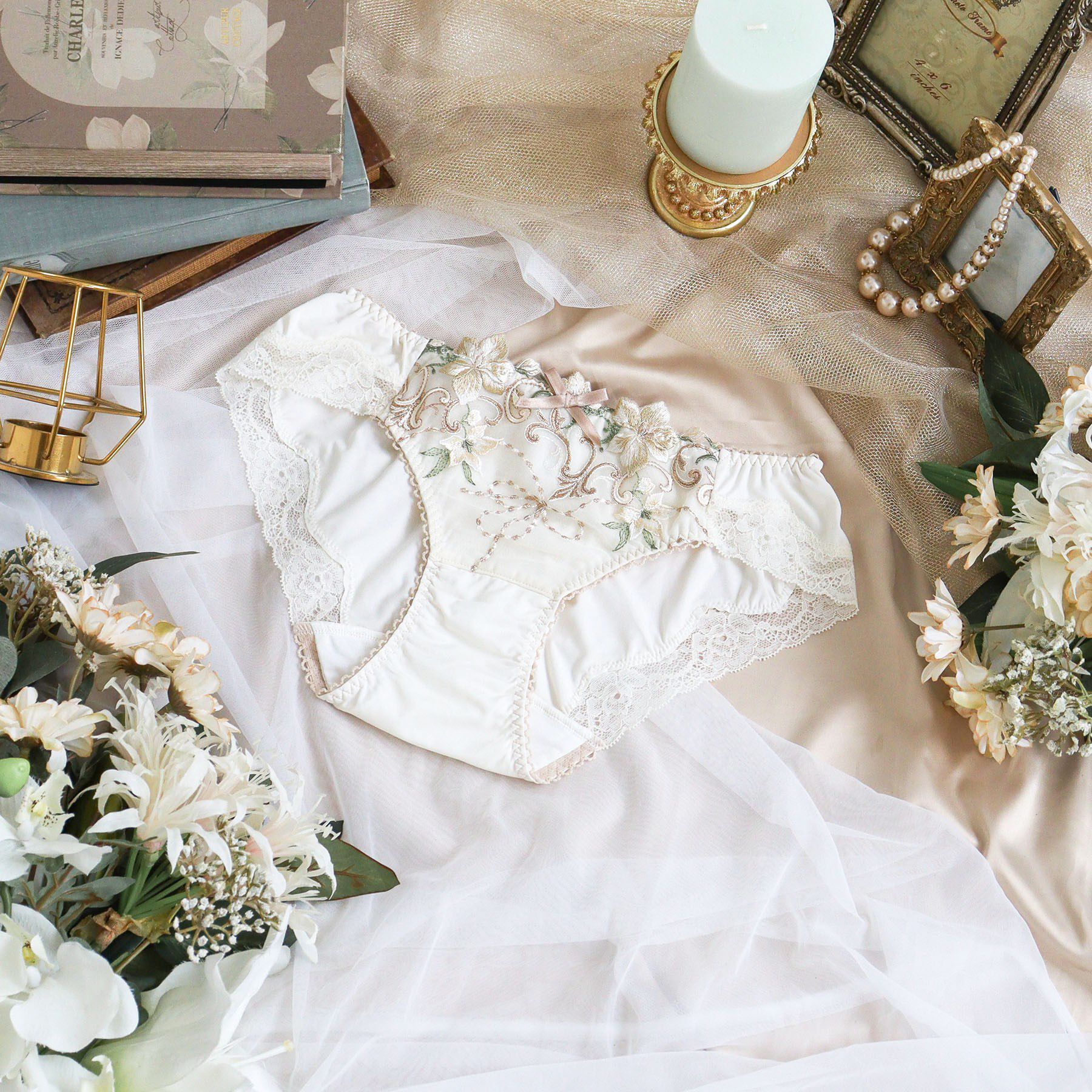 Risa Magli「ヴァネッサ サニタリー」|インナー|ゴールド(007)