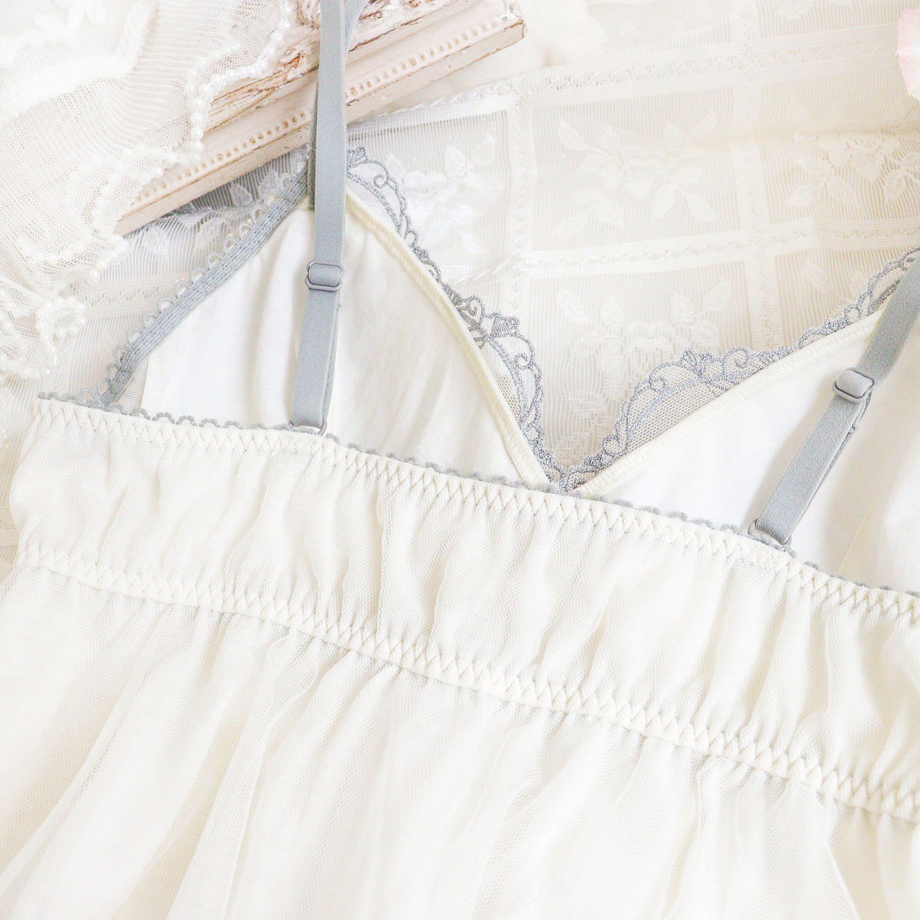 Risa Magli「ラーレ カップ付キャミソール」|キャミソール|