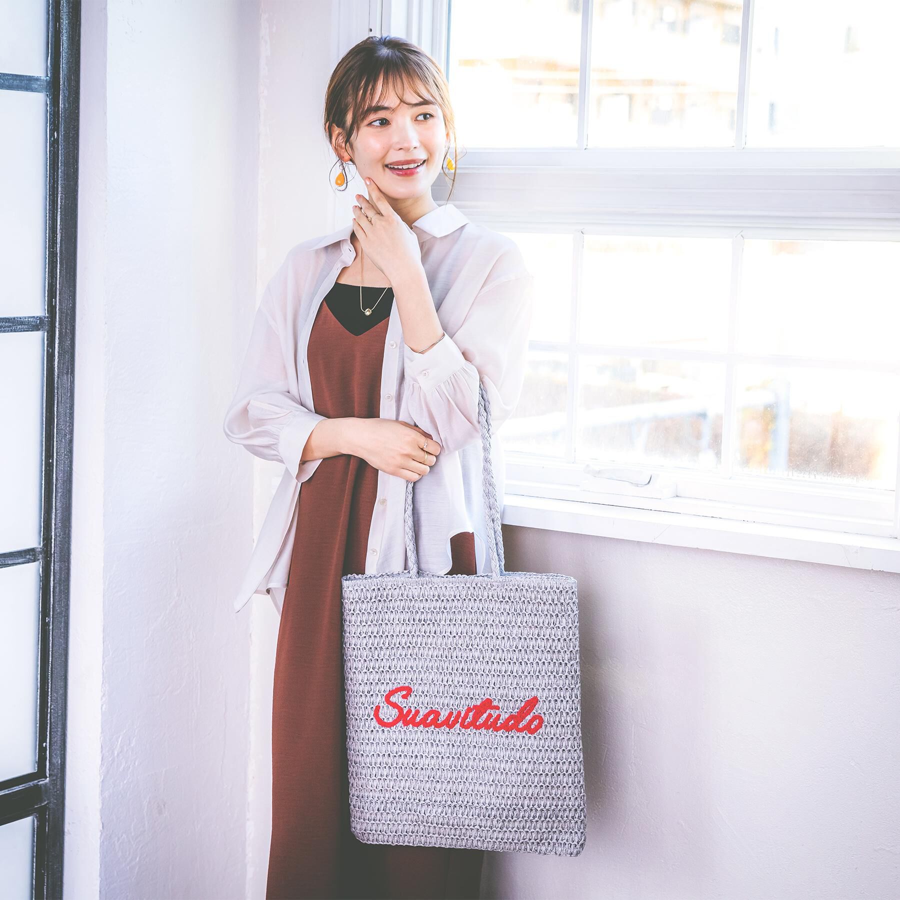 ITS&rsquo;DEMO「雑材サガラ刺繍フラットトート」|トートバッグ|