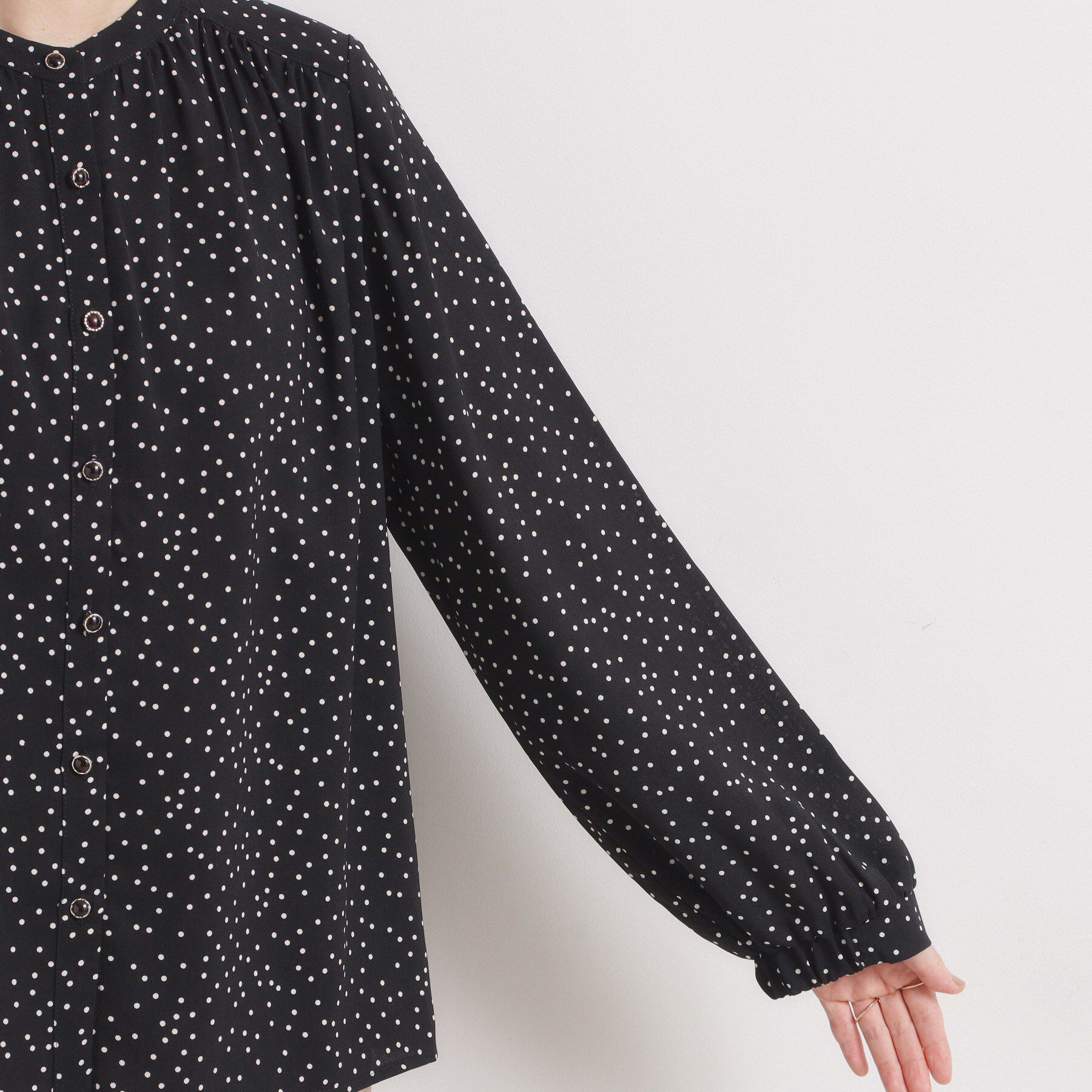 ITS&rsquo;DEMO「【手洗い可】前開きブラウス」|シャツ・ブラウス|