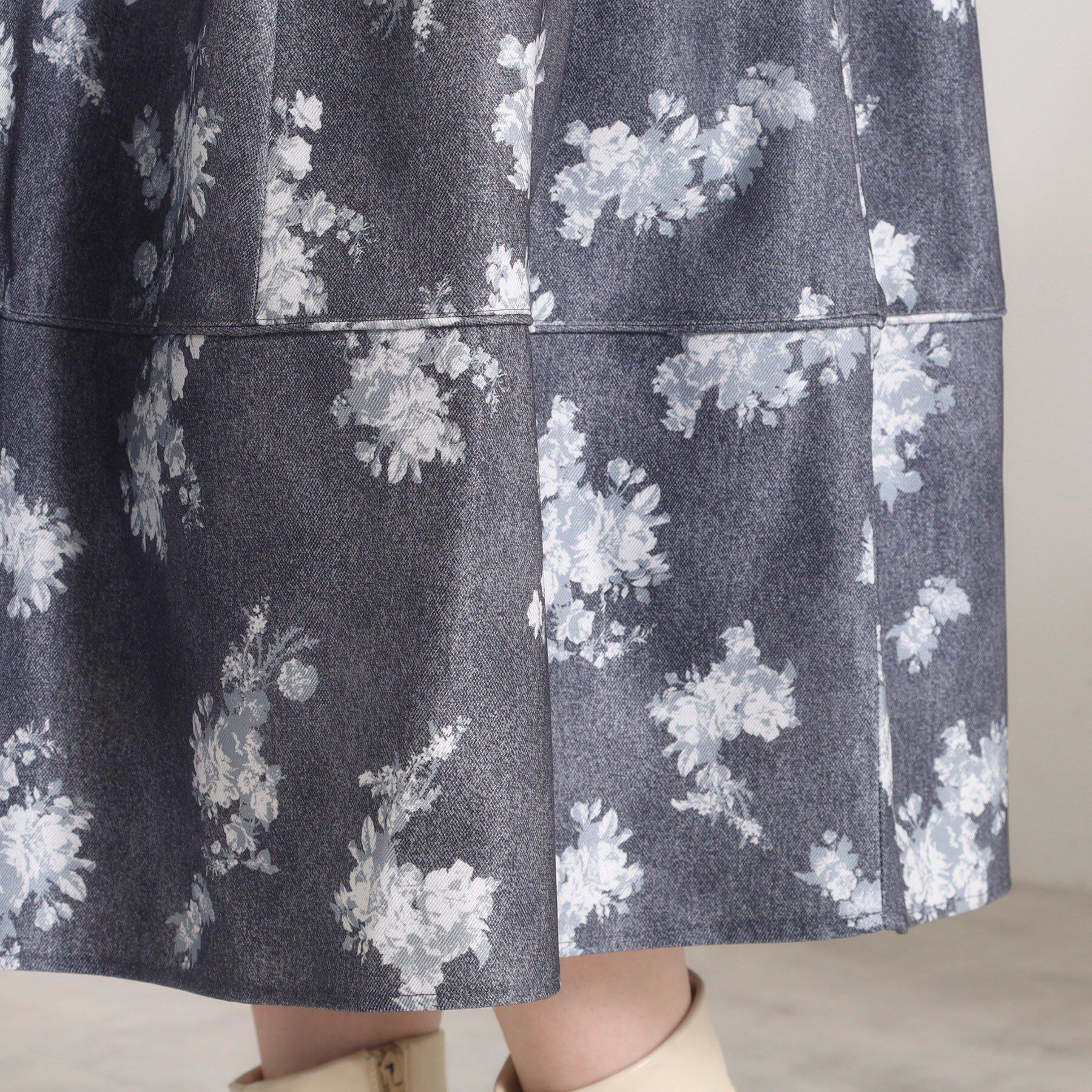 ITS&rsquo;DEMO「【手洗い可／ウエストゴム】フロントジップデニム風スカート」|スカート|