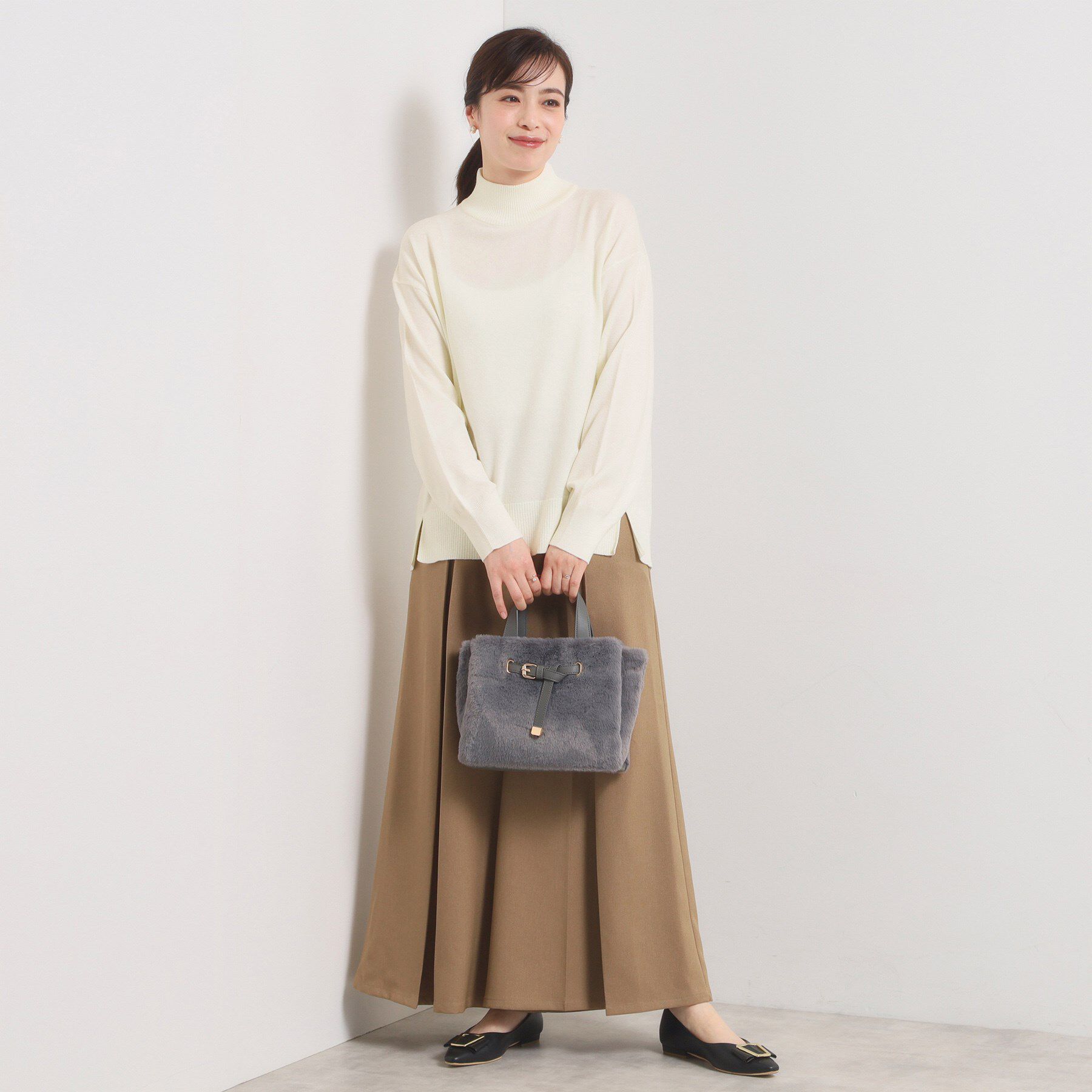 ITS&rsquo;DEMO「【静電気防止／手洗い可】クリーミータッチハイネックニット」|ニット・セーター|