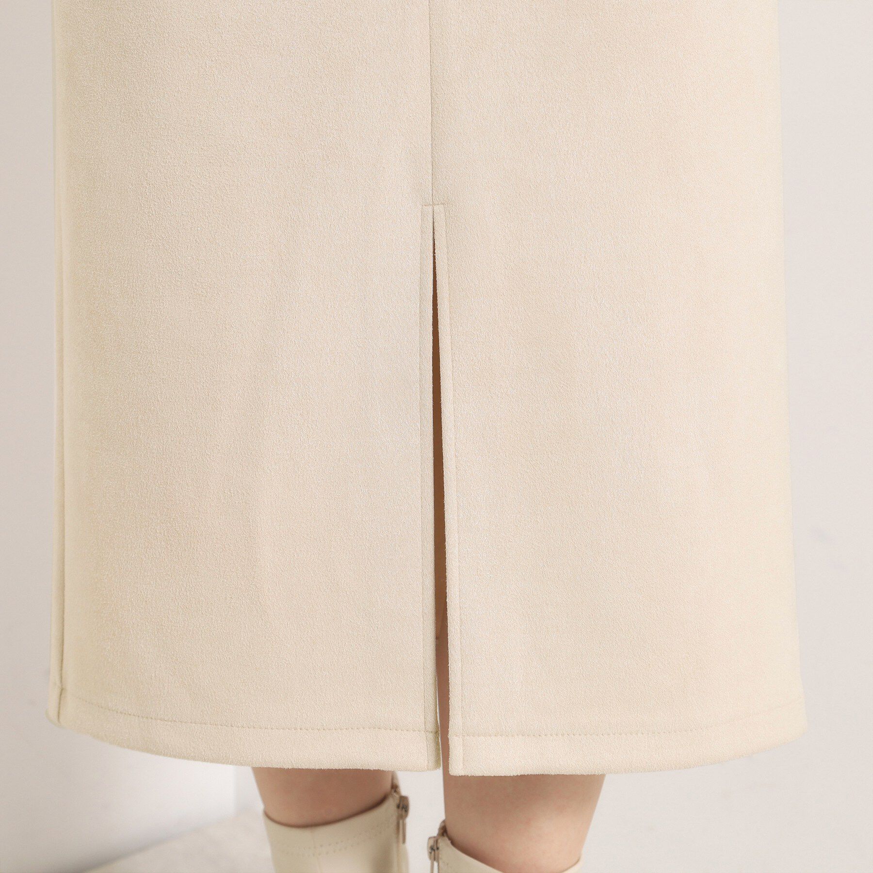 ITS&rsquo;DEMO「【セットアップ可／手洗い可】カットスエードスカート」|スカート|