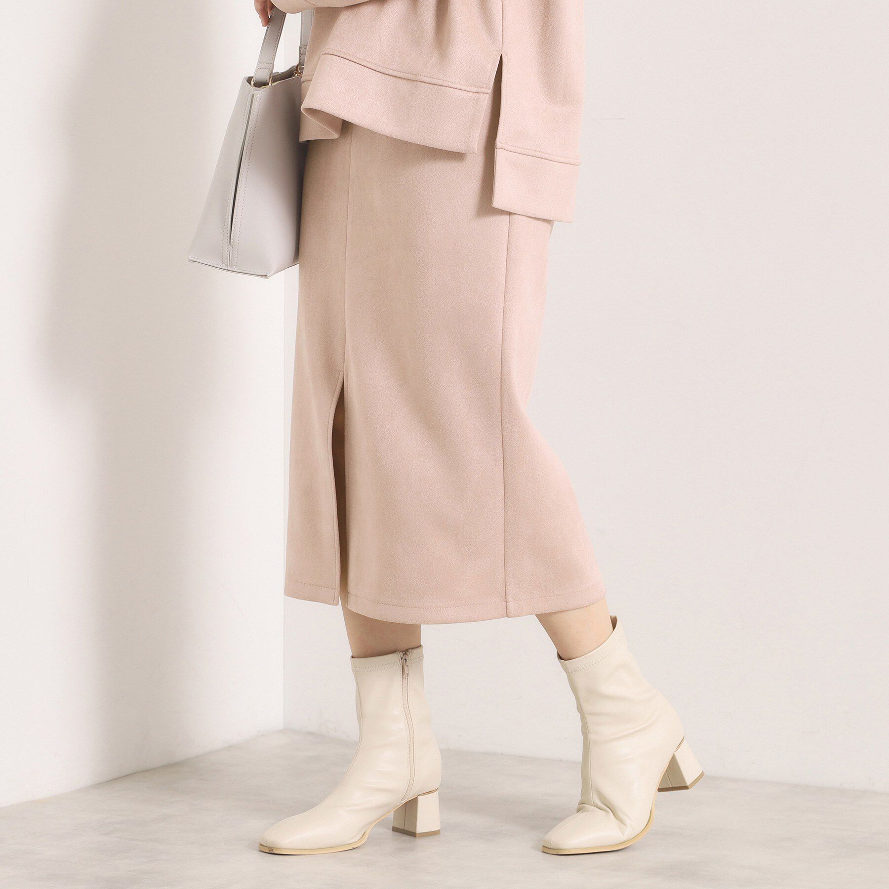 ITS&rsquo;DEMO「【セットアップ可／手洗い可】カットスエードスカート」|スカート|ピンク(071)