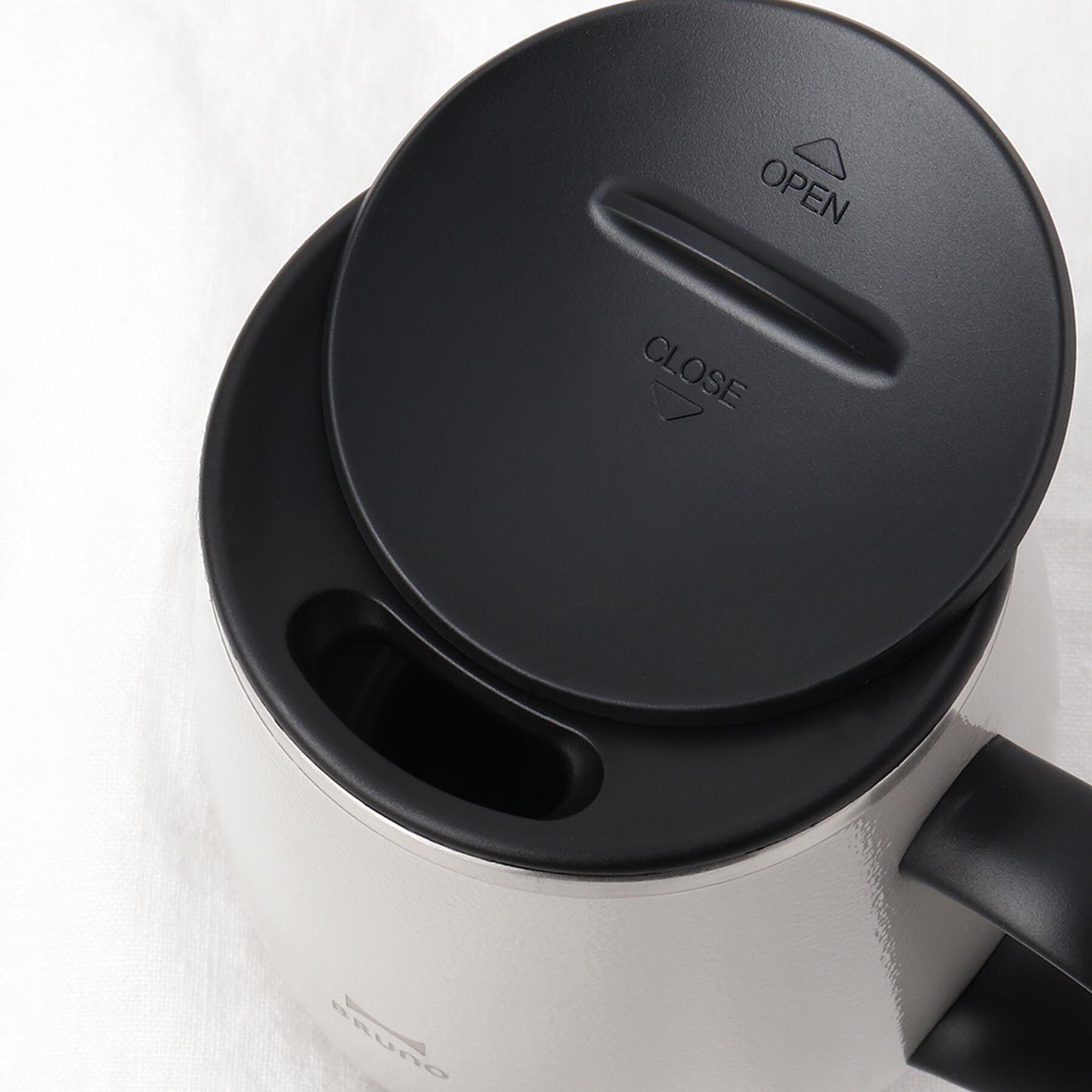 212 KITCHEN STORE「蓋つきステンレスマグ tallGRG ＜BRUNO ブルーノ＞」|グラス・マグカップ|