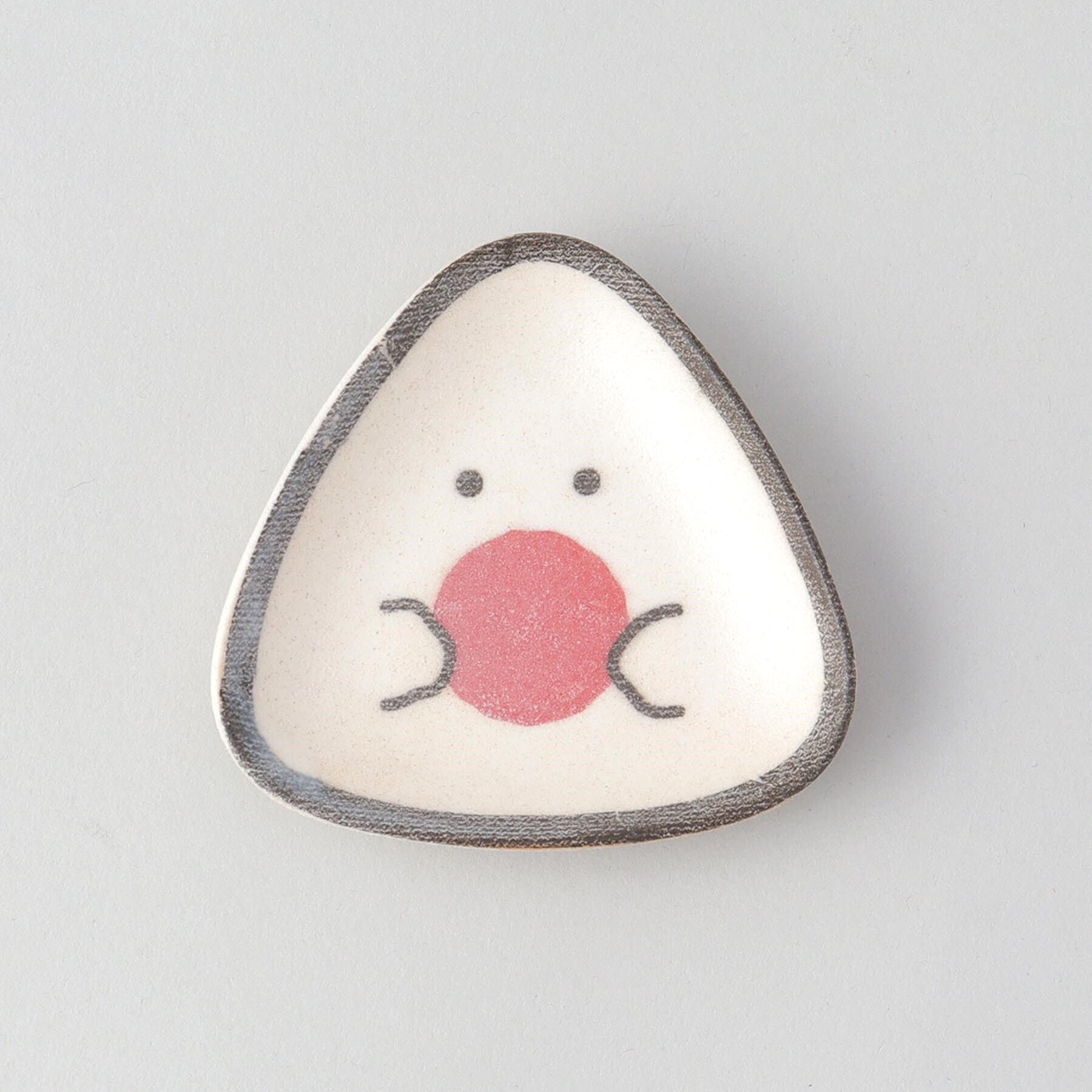 212 KITCHEN STORE「ぎゅっとおにぎりさん 小皿 梅」|食器・キッチングッズ|