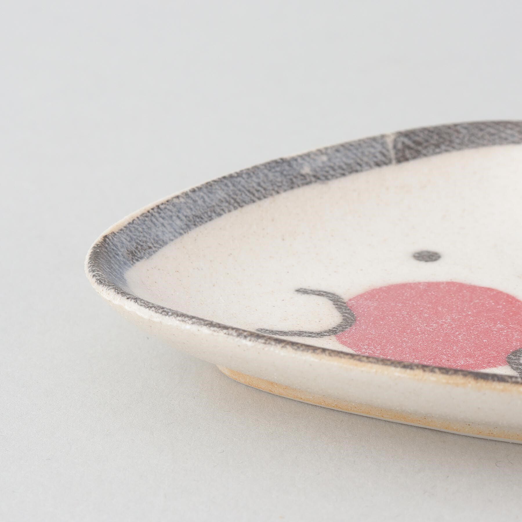 212 KITCHEN STORE「ぎゅっとおにぎりさん 小皿 梅」|食器・キッチングッズ|