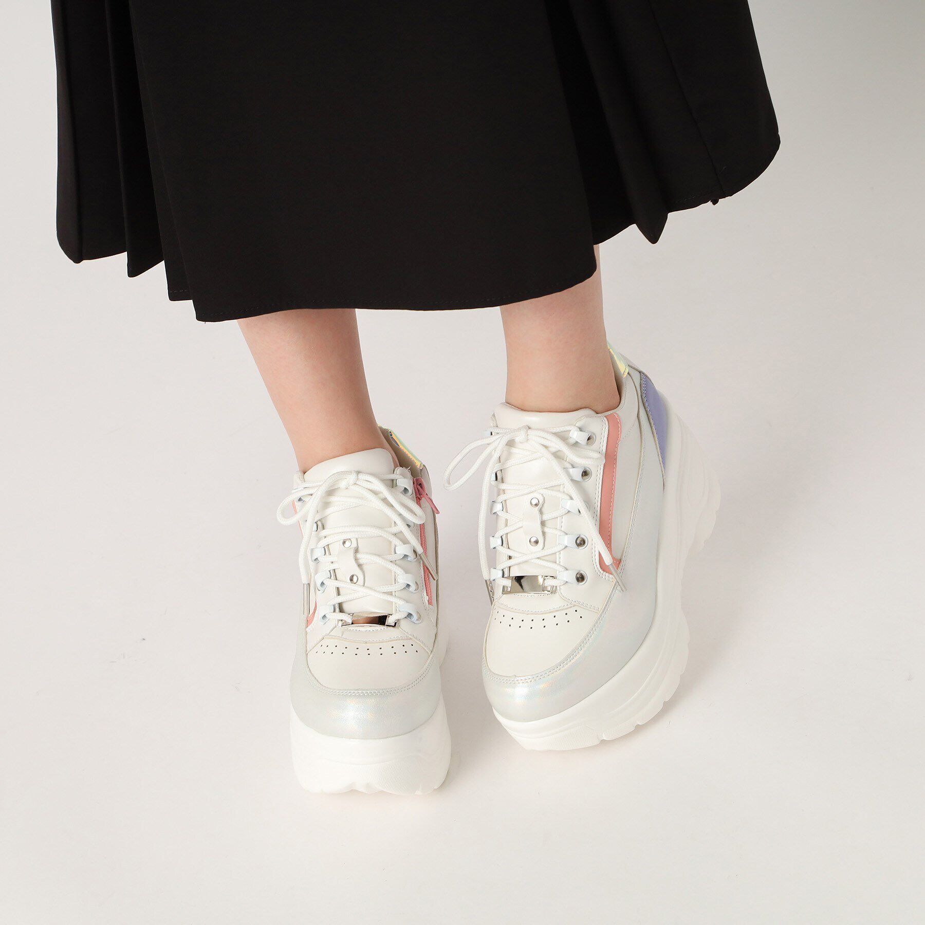 csT&P「＼脱ぎ履きしやすい／ファスナー付厚底スニーカー」|スニーカー|