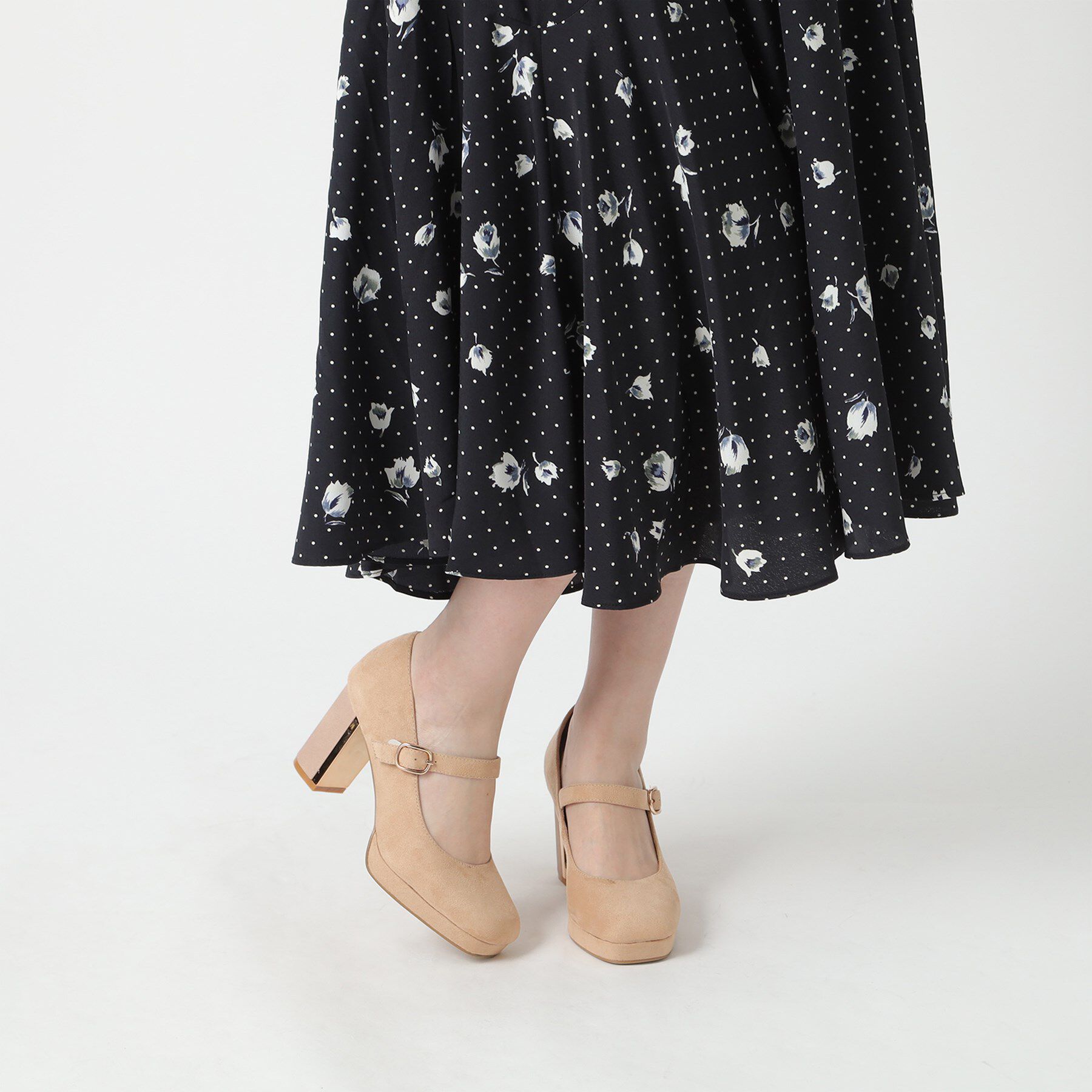 ESPERANZA「メッキプレートヒールストラップパンプス」|パンプス|