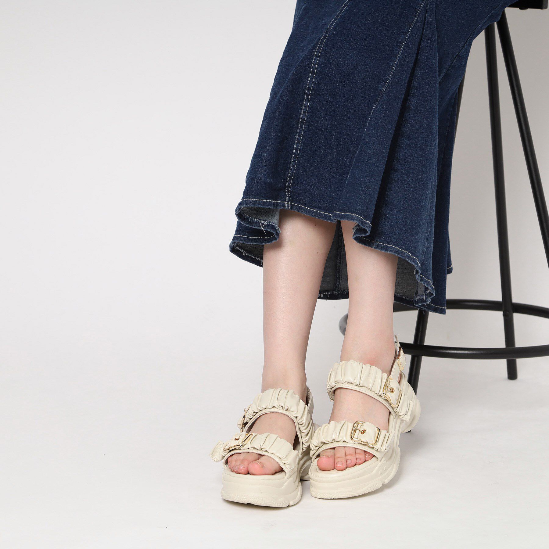 csT&P「厚底クシュクシュベルトスポサン」|サンダル|