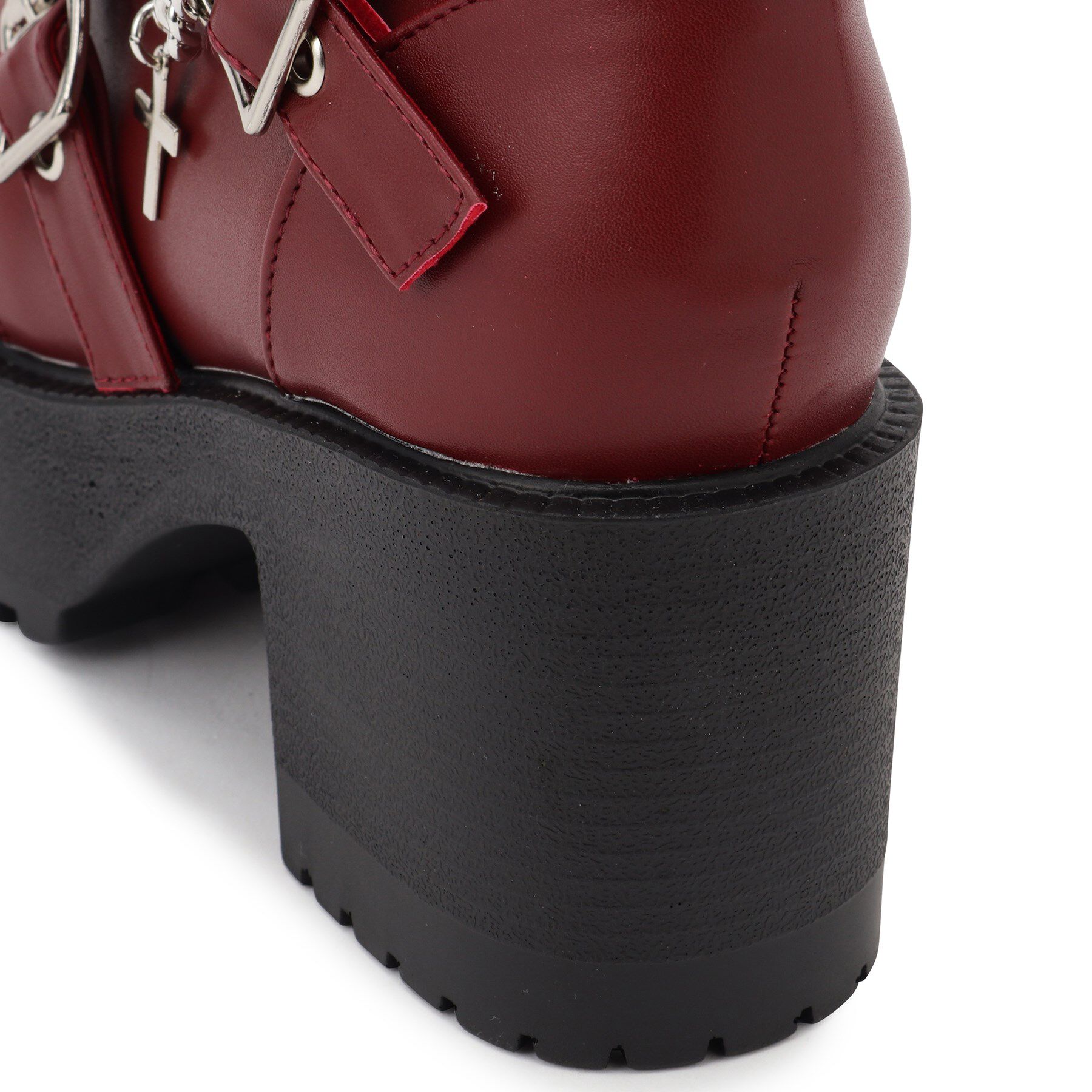 csT&P「厚底&times;コウモリ&times;十字架スニーカー」|ショートブーツ|