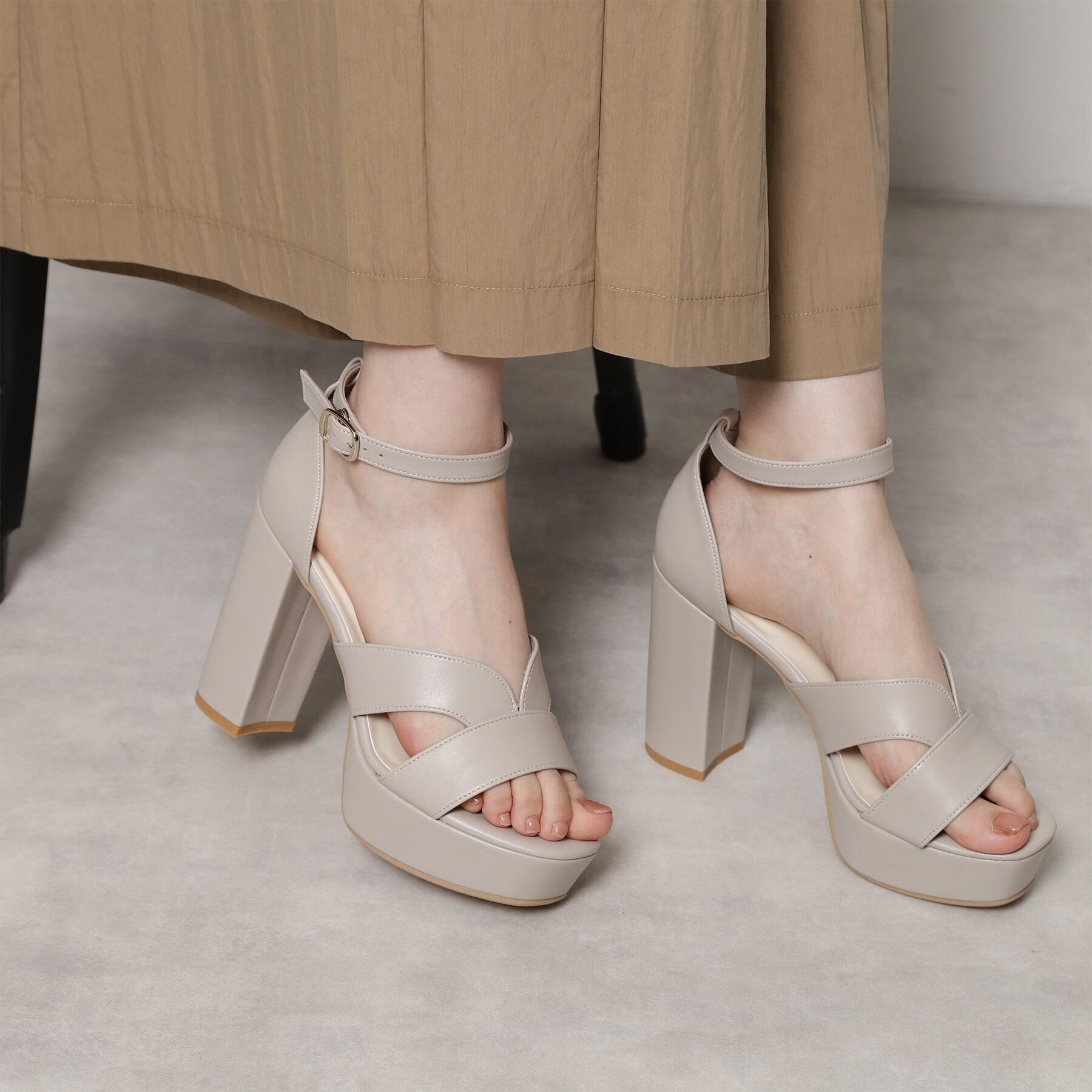 ESPERANZA「ネックベルトチャンキーヒールサンダル」|サンダル|ライトベージュ(04