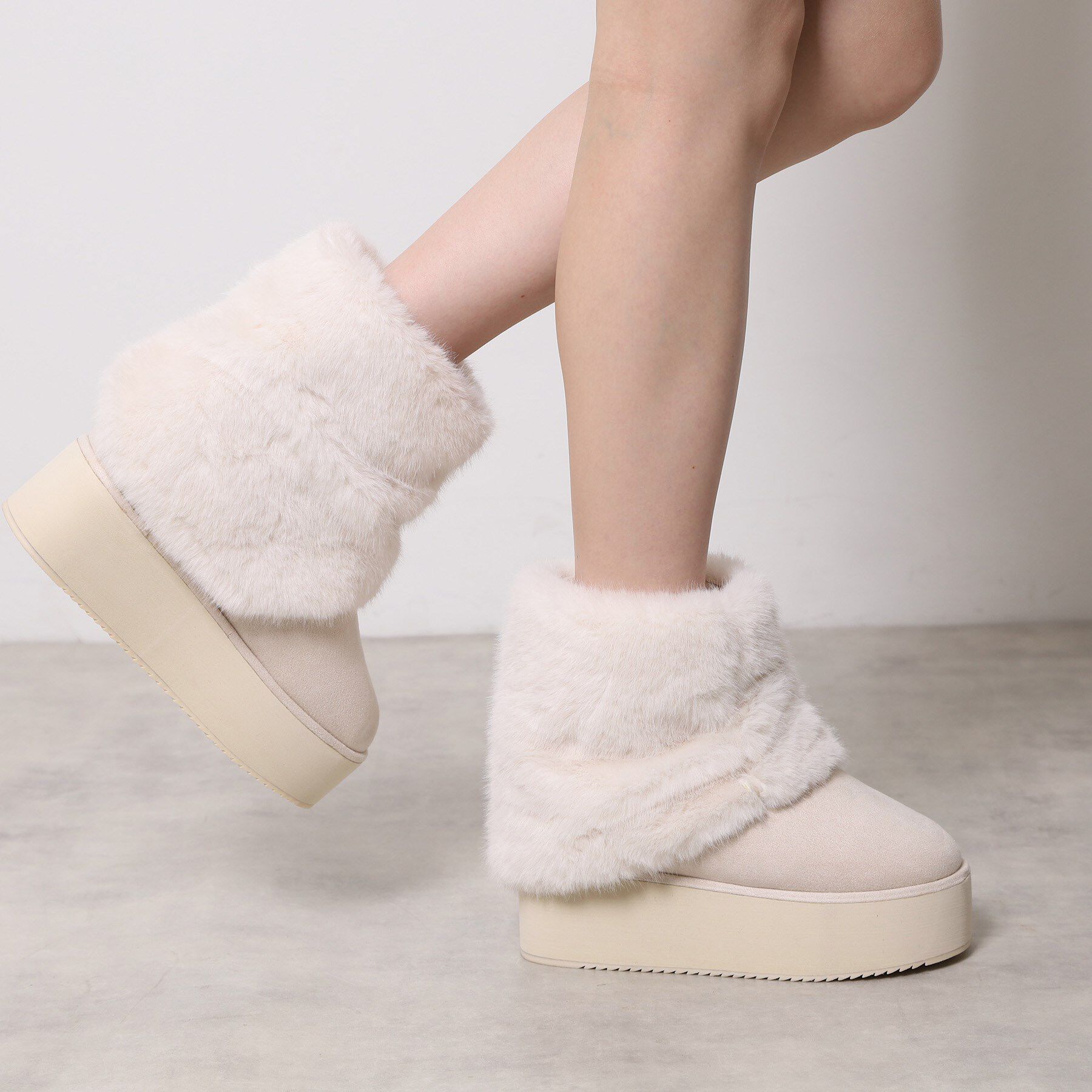 ESPERANZA「【EC先行販売】フェイクファー付き2WAYムートン調ブーツ」|ショートブーツ|