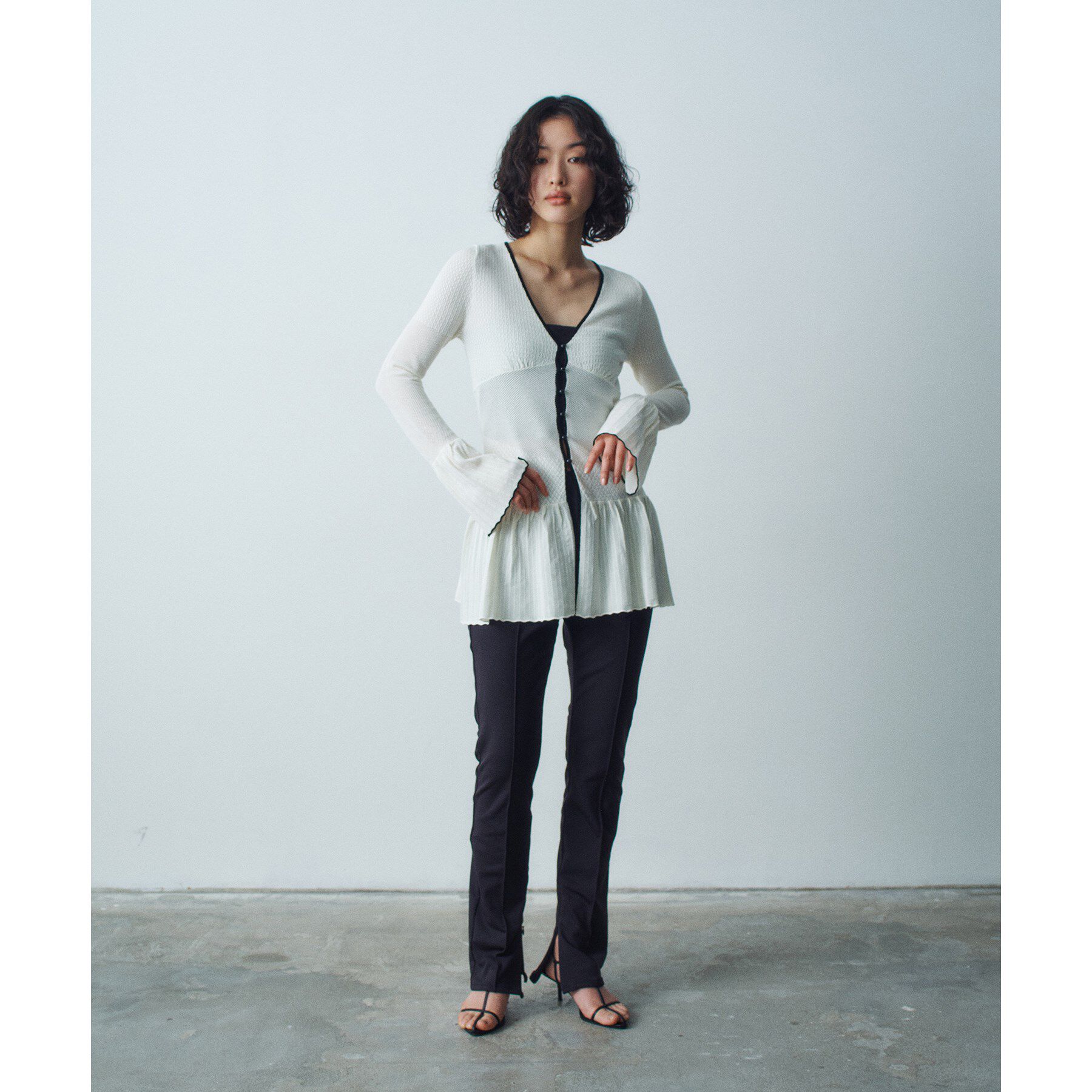 CODE A「tony bianco｜FAST HEELS」|サンダル|