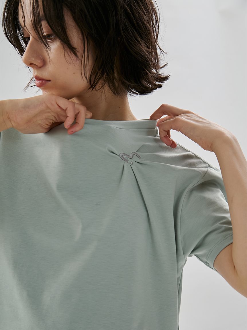 emmi atelier「【em】emmiロゴクロップドTシャツ/UVカット/接触冷感」|Tシャツ・カットソー|