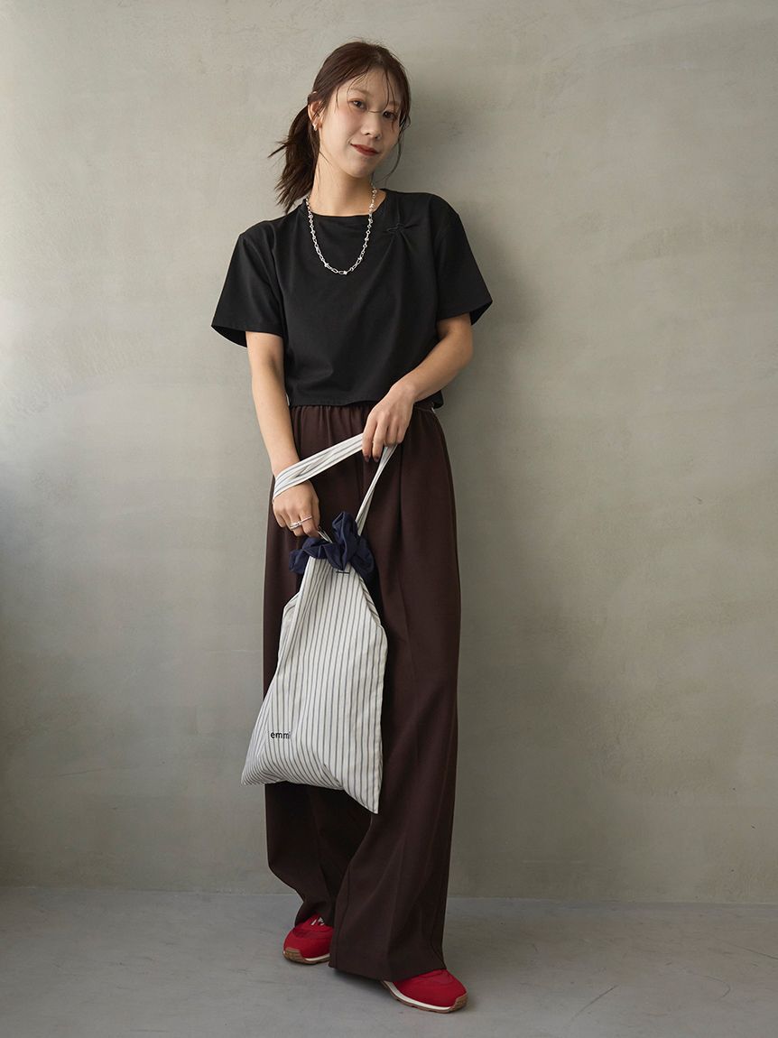 emmi atelier「【em】emmiロゴクロップドTシャツ/UVカット/接触冷感」|Tシャツ・カットソー|