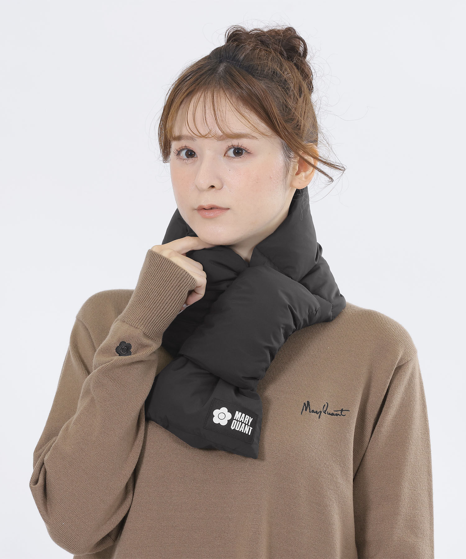 MARY QUANT「ポケッタブルダウン マフラー」|マフラー|