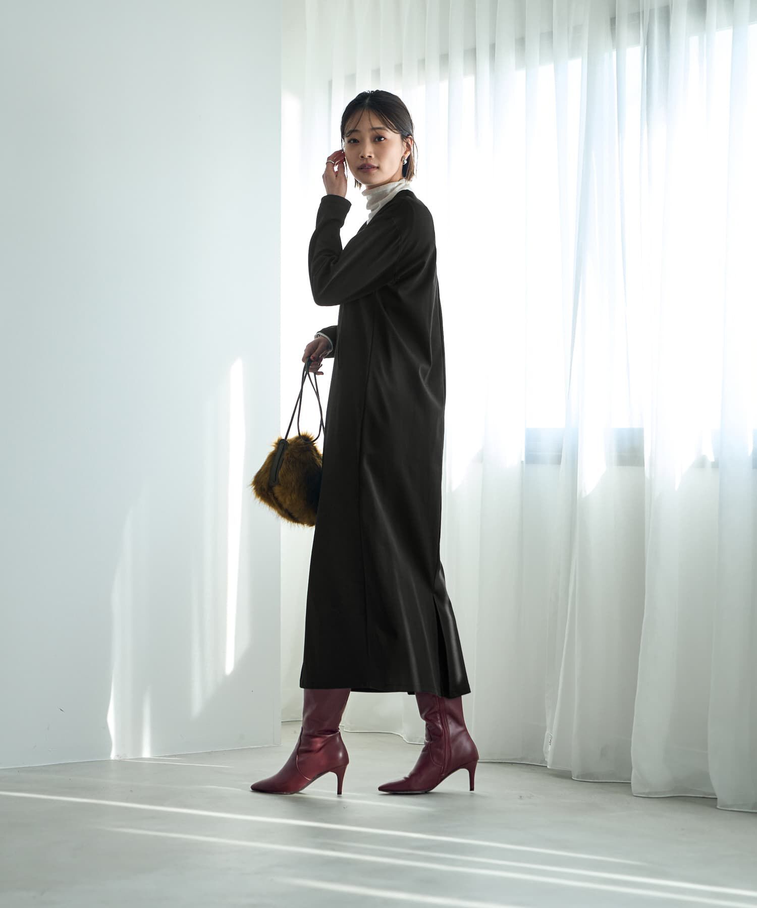 STYLE DELI「【Made in JAPAN】シルキーポンチ深Vワンピース」|ワンピース|