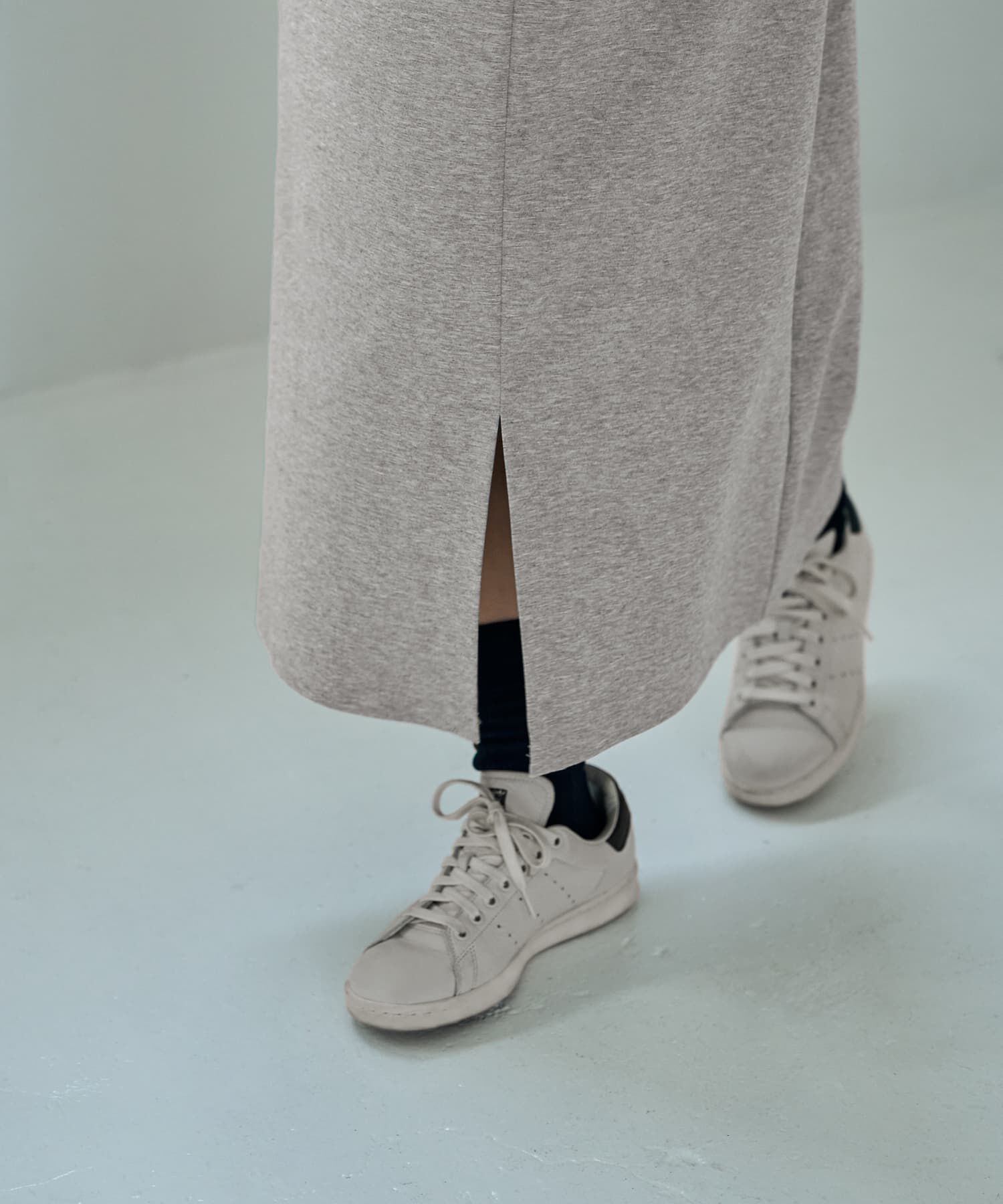 STYLE DELI「【Made in JAPAN】シルキーポンチ深Vワンピース」|ワンピース|