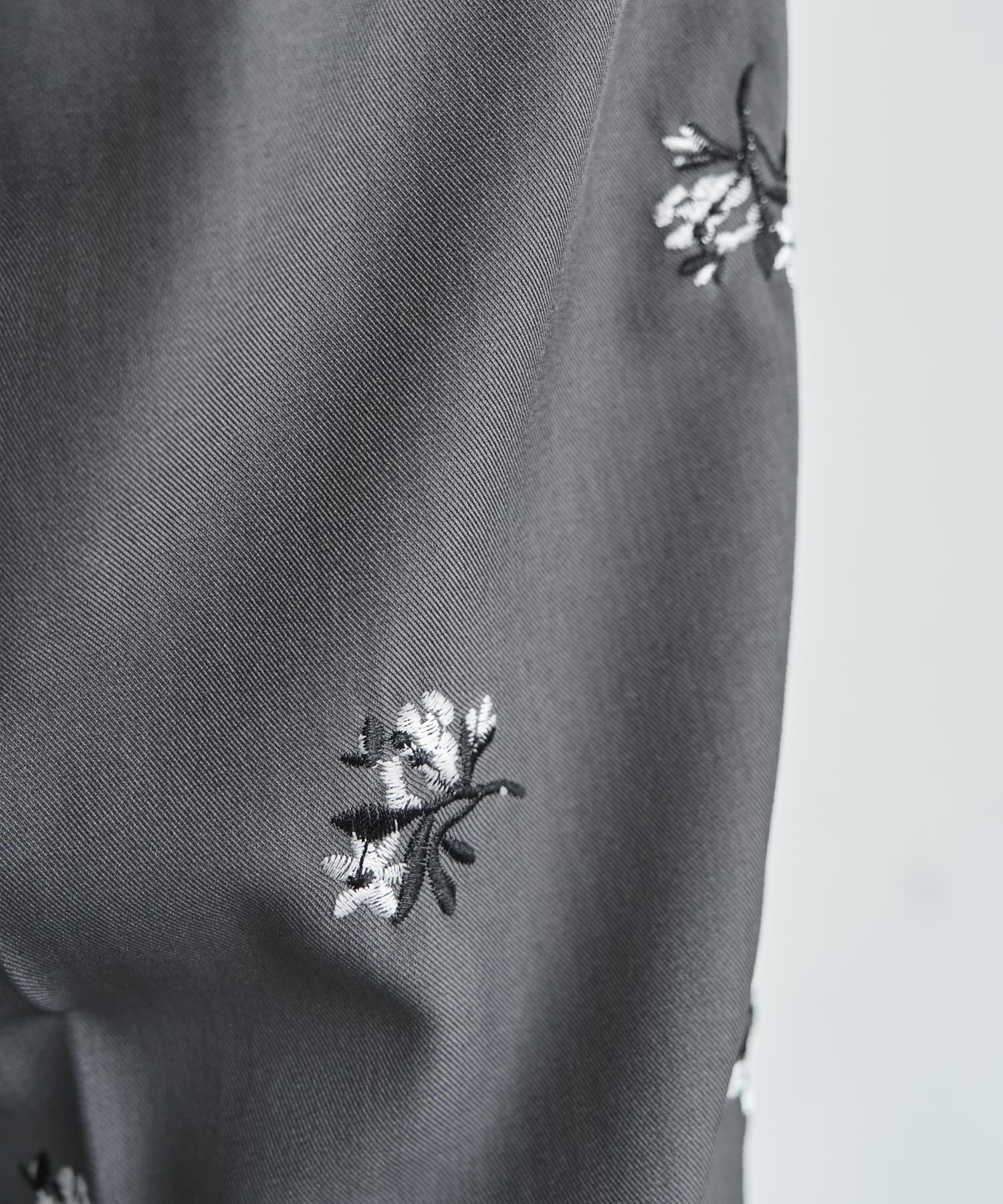 STYLE DELI「【B&S別注】エンブロイダリータックパンツ」|その他|