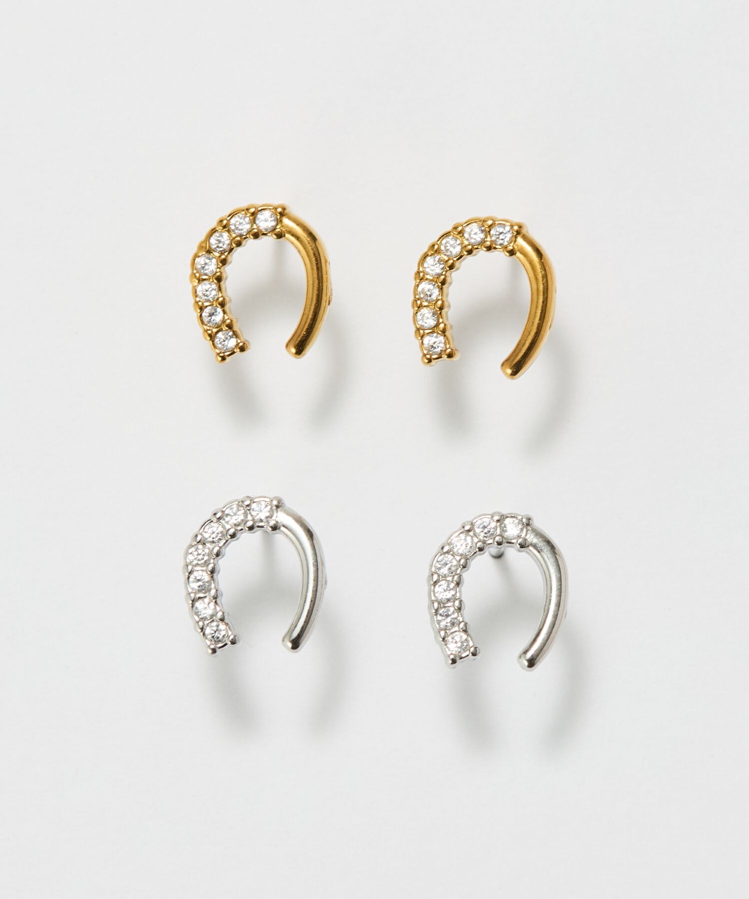 Phoebe「【金属アレルギー対応】グロッシーミニホースシューピアス　シルバー　ステンレス/馬蹄/蹄鉄/ギフト」|ピアス|