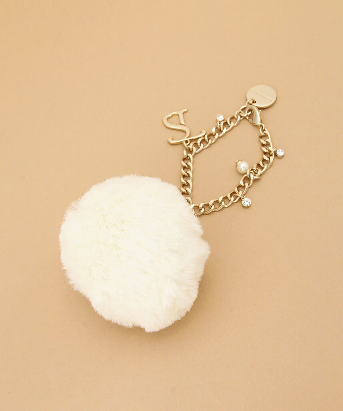 Samantha Thavasa「ソフトファーロゴチャーム」|チャーム・キーホルダー|オフホワイト