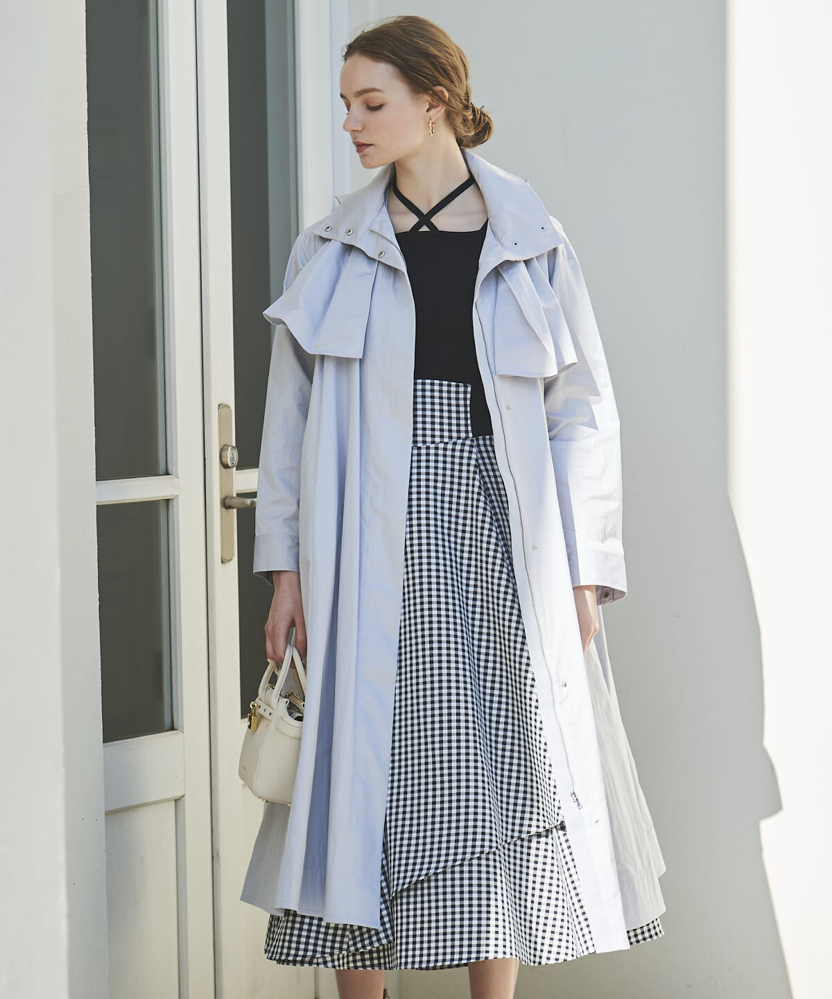 アンドクチュール「スタンドカラーフーデッドロングコート」|トレンチコート|