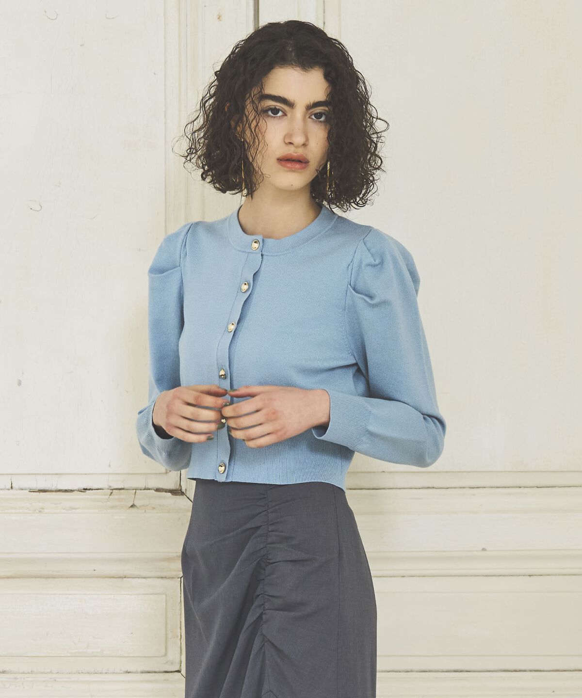 アンドクチュール「パワショルクルーネックカーディガン」|カーディガン|