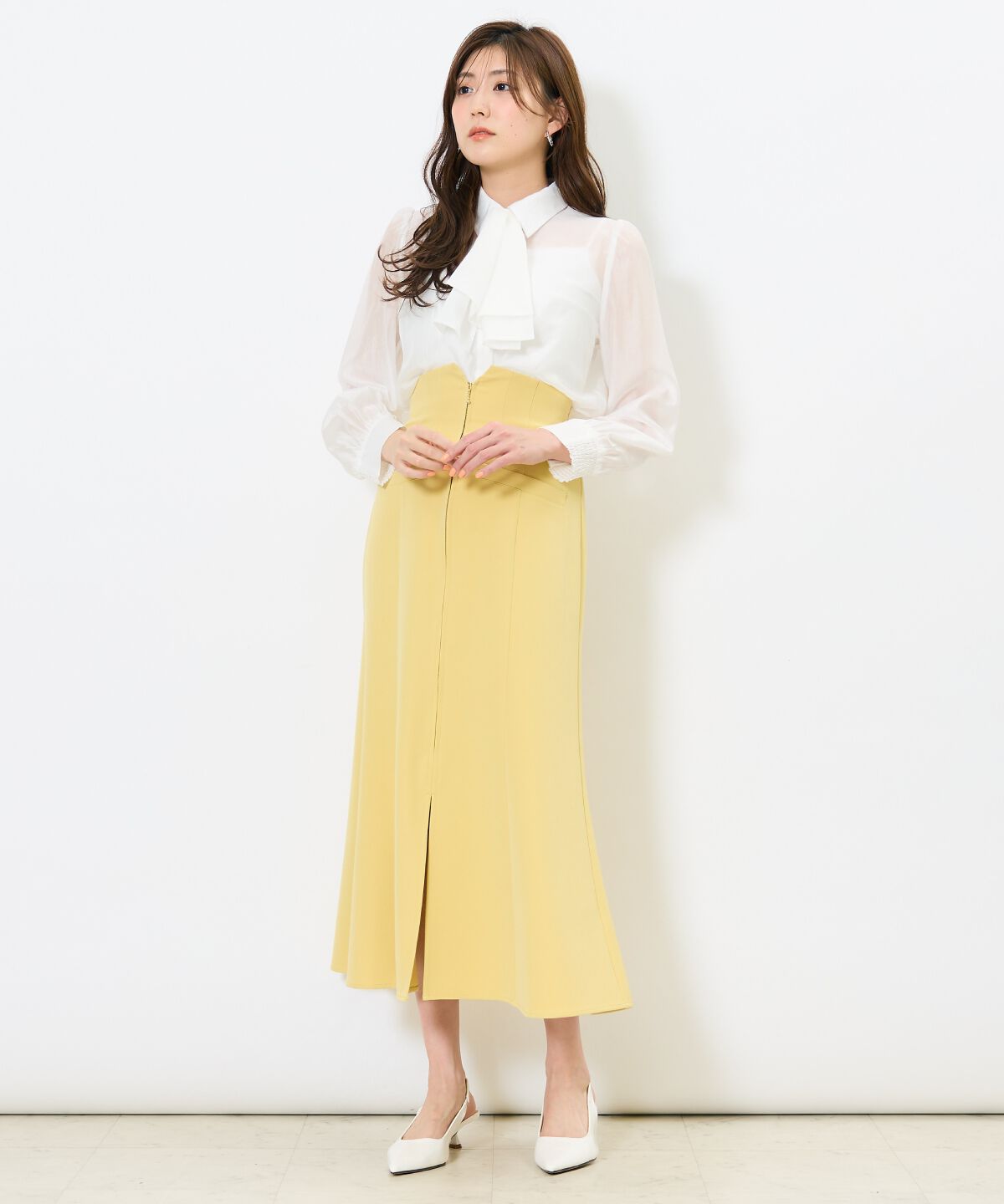 アンドクチュール「リボンタイ付きオーガンジーシャツ」|シャツ・ブラウス|