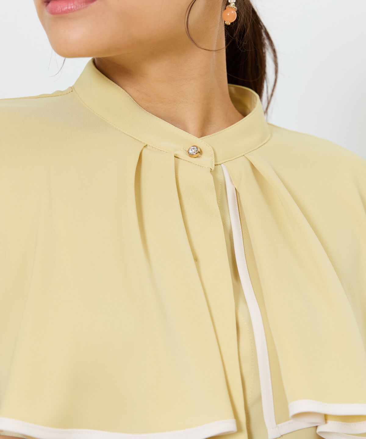 アンドクチュール「パイピングケープブラウス」|シャツ・ブラウス|