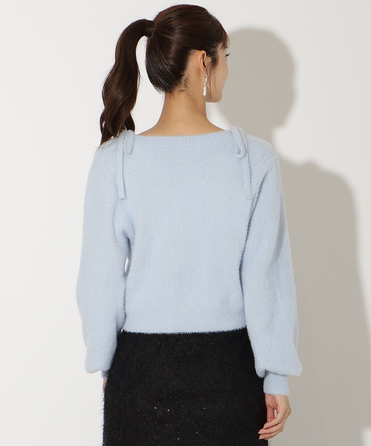 アンドクチュール「ラメフェザーショルダーリボンアンサンブル」|カーディガン|