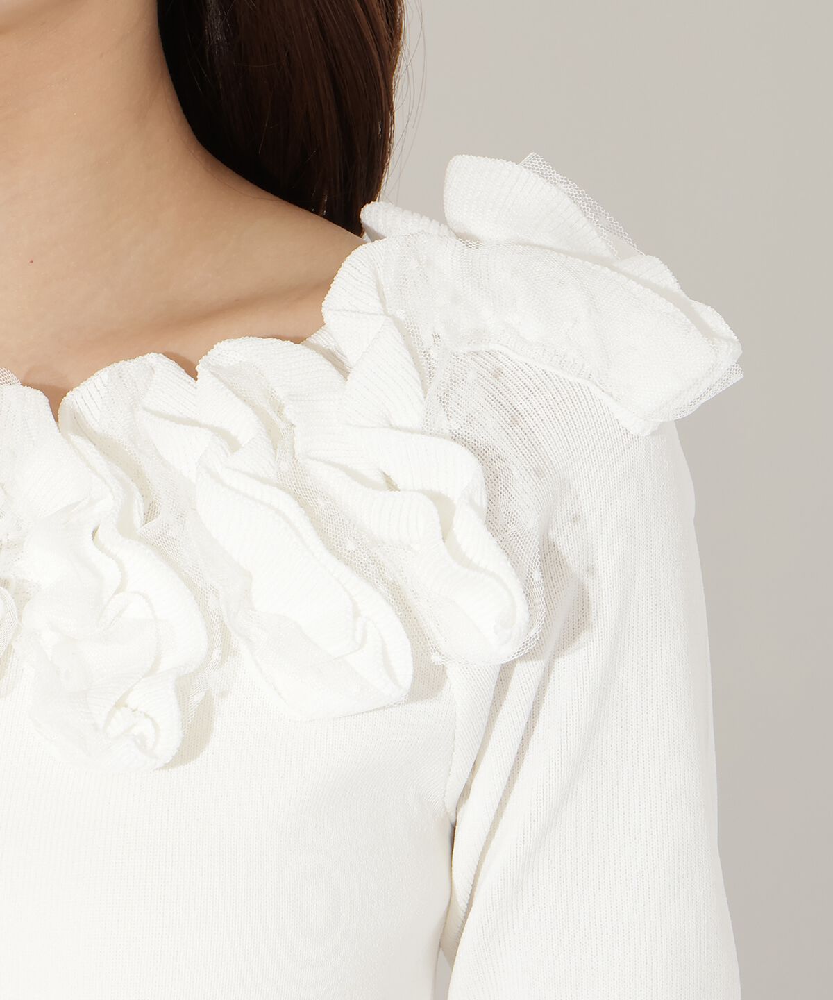 アンドクチュール「フリルボートネックニットプルオーバー」|ニット・セーター|