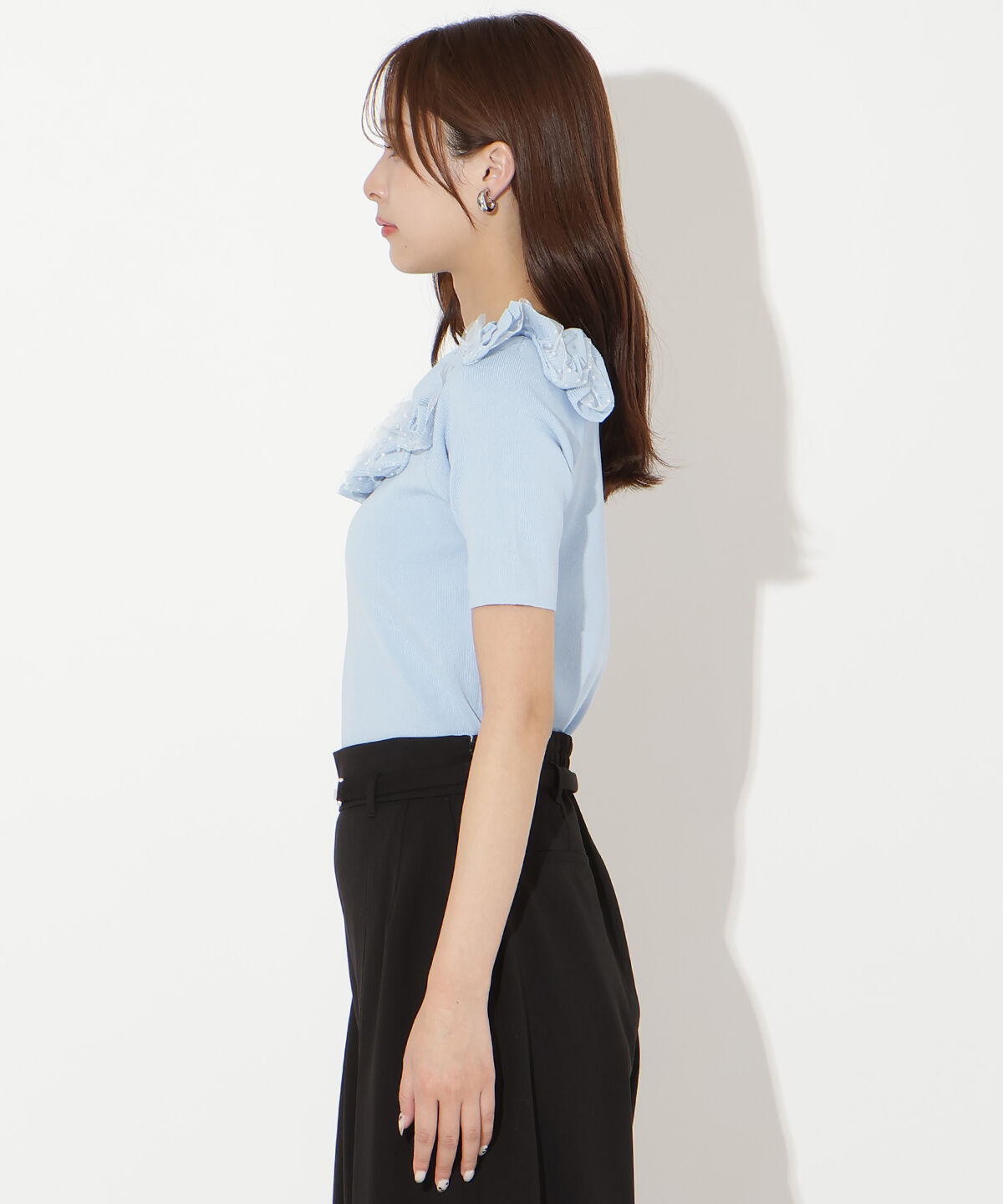 アンドクチュール「フリルボートネックニットプルオーバー」|ニット・セーター|