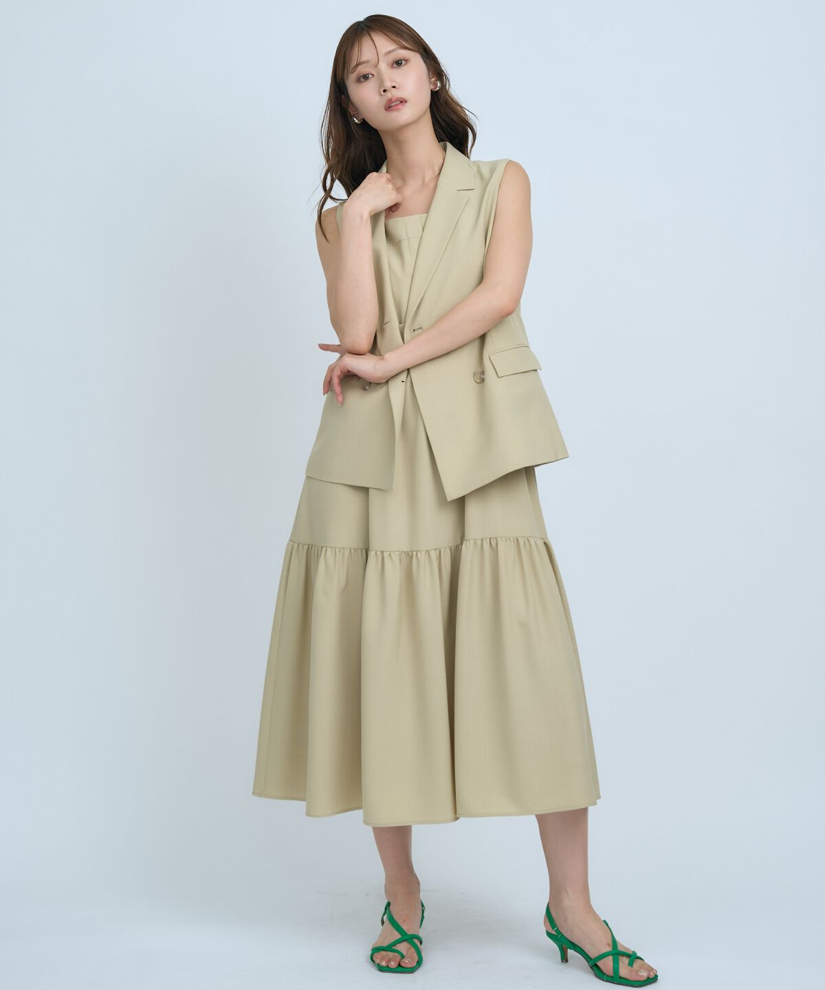 アンドクチュール「テーラードジレ&times;ティアードキャミワンピース」|ワンピース|