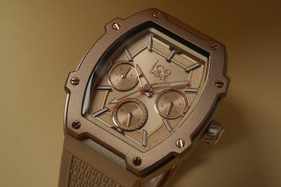 ICE-WATCH「〈ICE-WATCH(ｱｲｽｳｫｯﾁ)〉ICE boliday ﾀｲﾑﾚｽﾄｰﾌﾟ Alu ｽﾓｰﾙ MT」|腕時計|