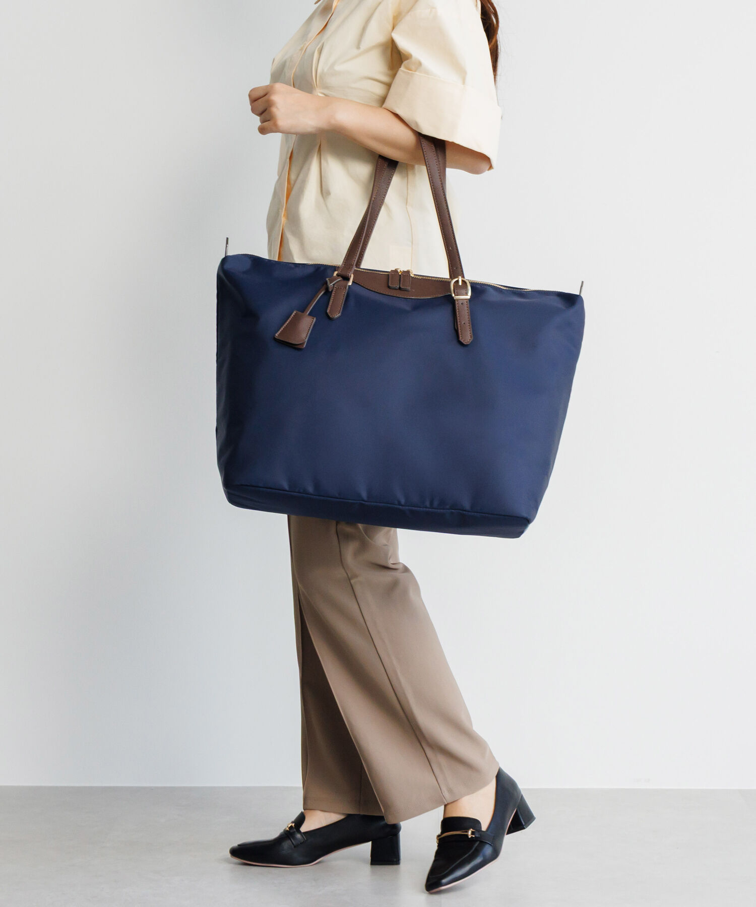  「Jewelna Rose ラヴィーナ フォールディングトートバッグ B4サイズ 16292」|トートバッグ|