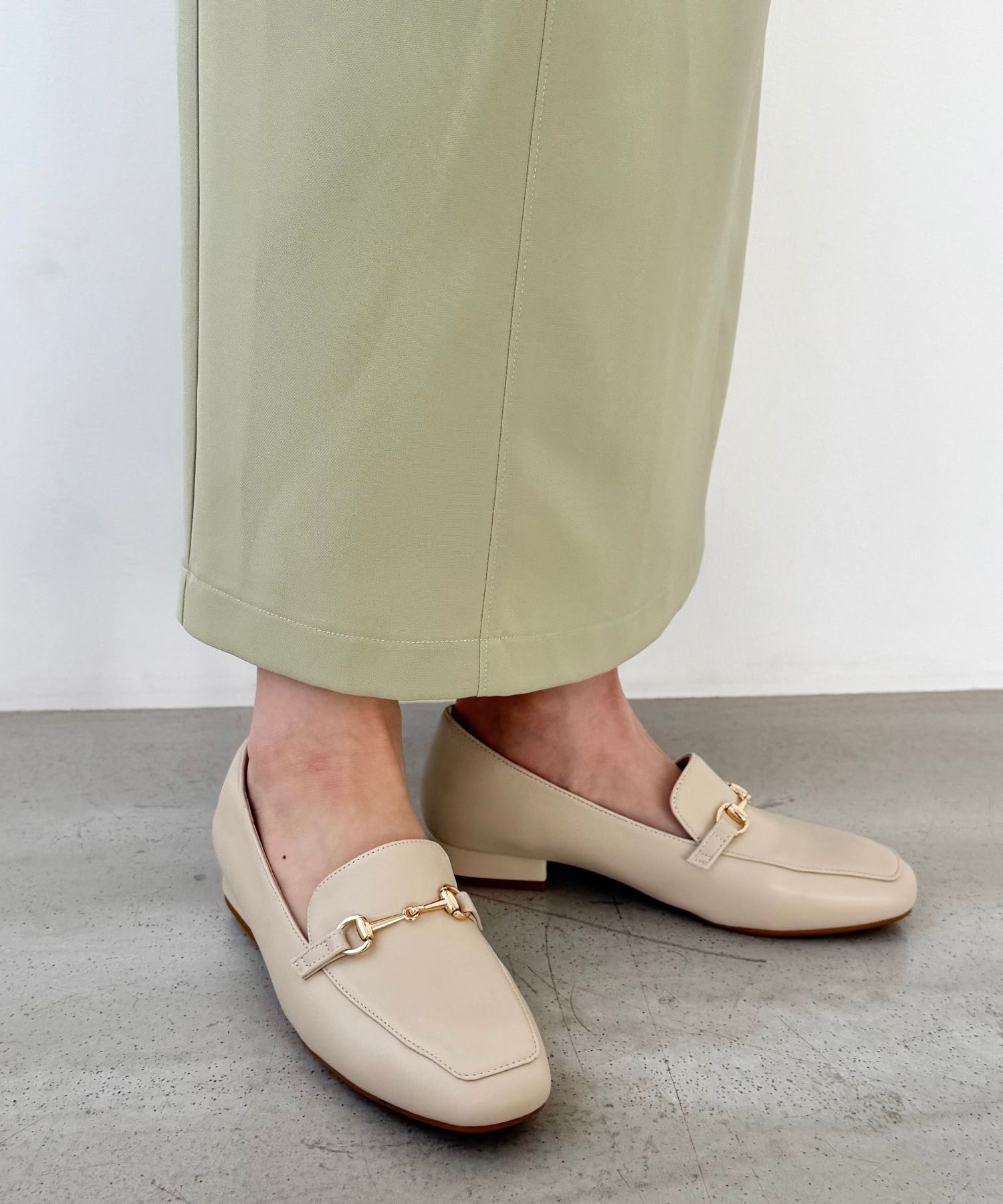 ORiental TRaffic「【跳べるパンプス/シリーズ累計１５０万足突破】スクエアトゥ ビット モチーフ  ローファー /R-3210」|パンプス|