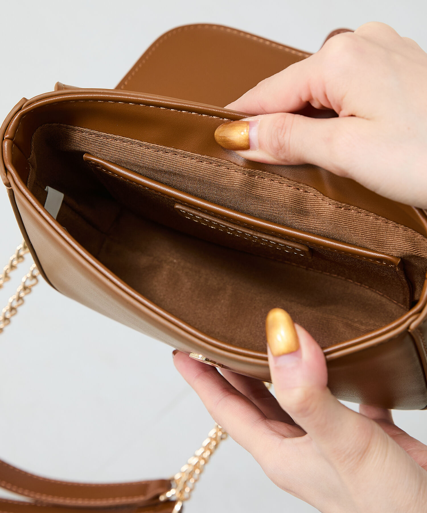 ORiental TRaffic「【BAG】ミニフラップショルダーバッグ/BA-242 ショルダーバッグ 人気 トレンド」|ショルダー・メッセンジャー|