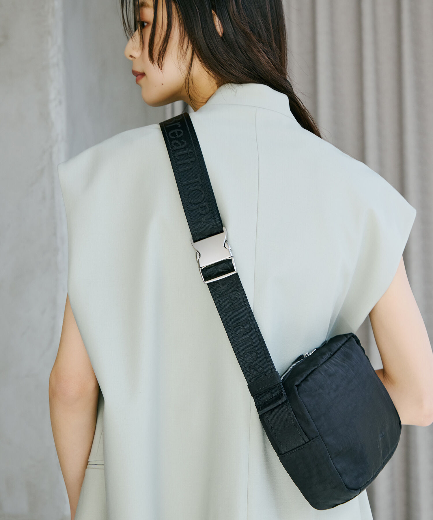 TOPKAPI BREATH「【Breath TOPKAPI】Freely フリーリー ナイロン ロゴテープ  スクエア ショルダーバッグ」|ショルダー・メッセンジャー|