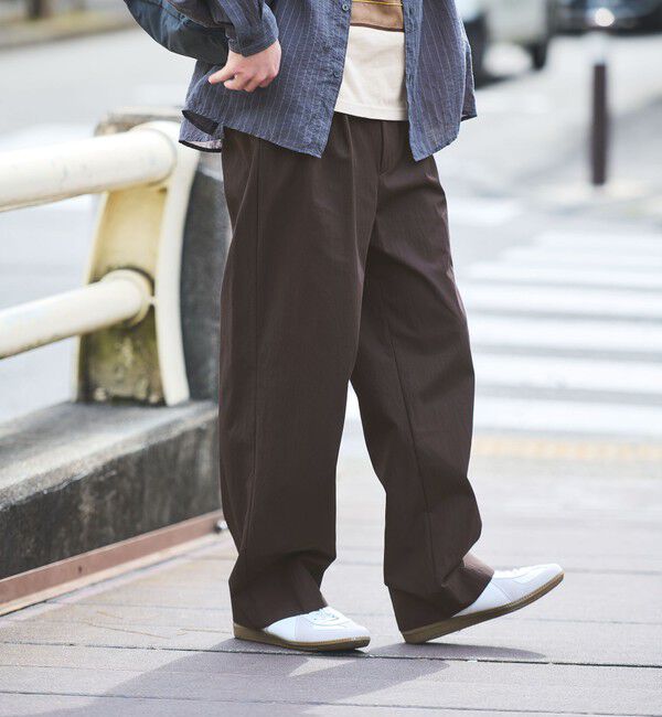 UNITED ARROWS green label relaxing「FINE BASIC コットンナイロン ツイル 2プリーツ W4 ワイドスラックス」|その他|DK.BROWN